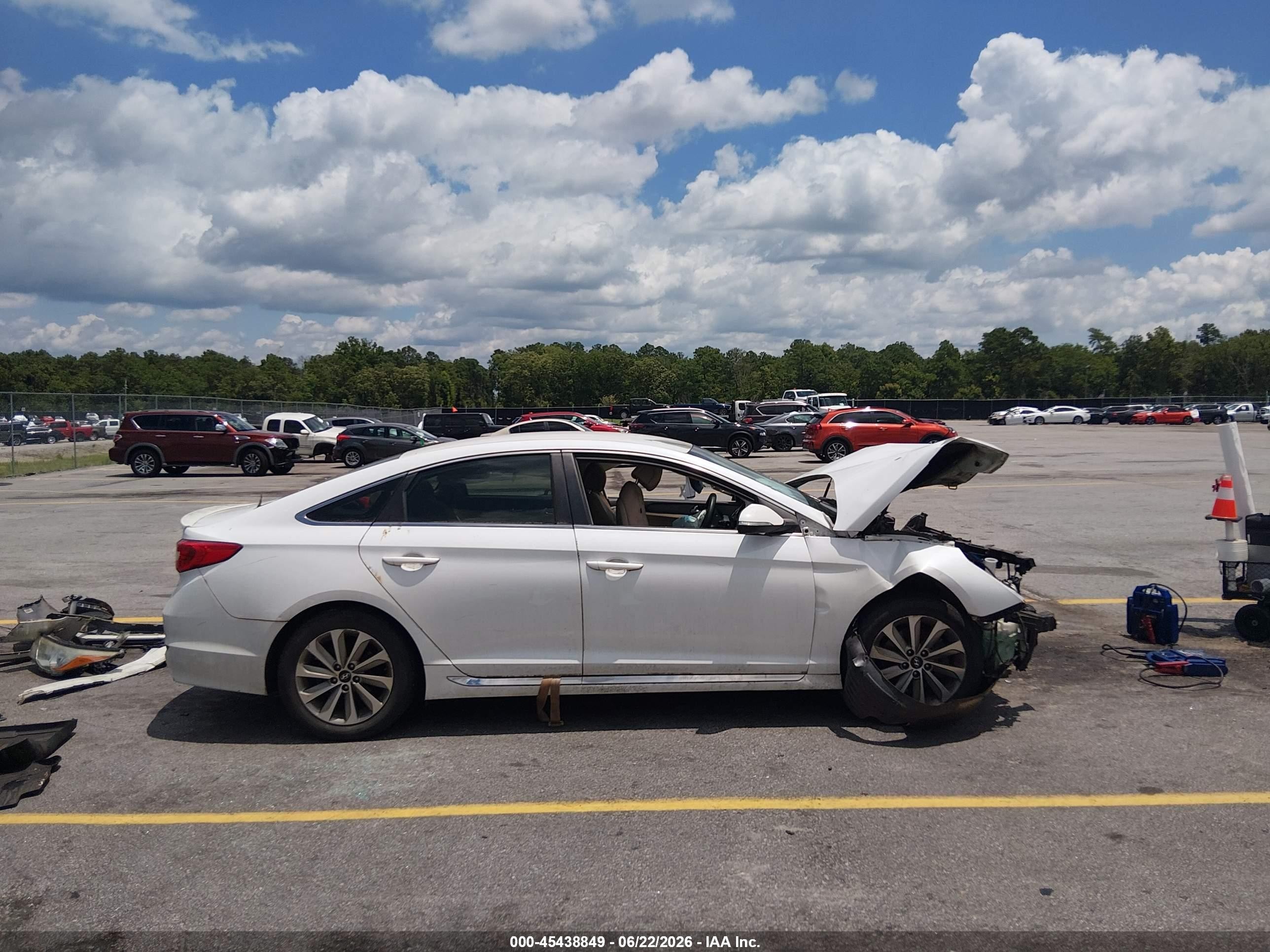 2015 Hyundai Sonata Sport White vin: 5NPE34AF8FH079002