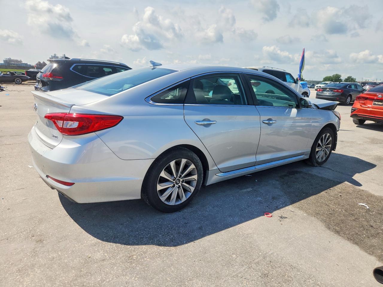 2015 Hyundai Sonata Sport Silver vin: 5NPE34AF8FH085947