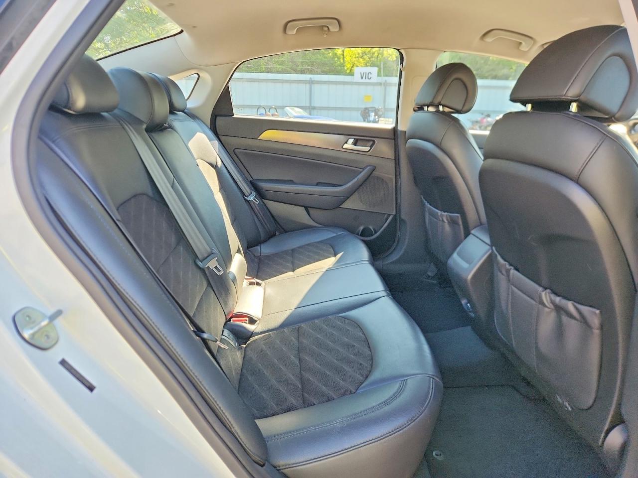 2015 Hyundai Sonata Sport White vin: 5NPE34AF8FH124441