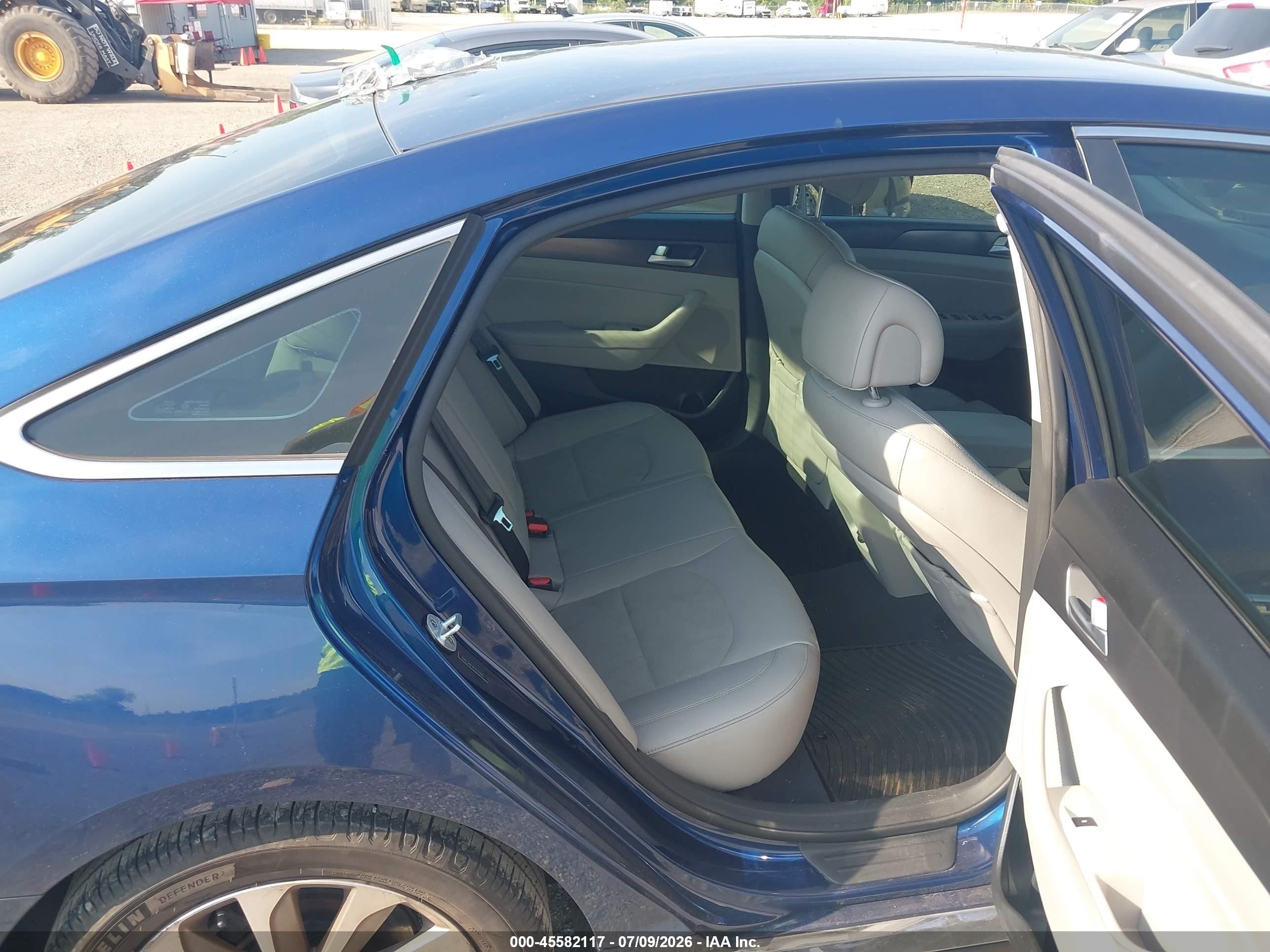 2015 Hyundai Sonata Sport Blue vin: 5NPE34AF8FH131020