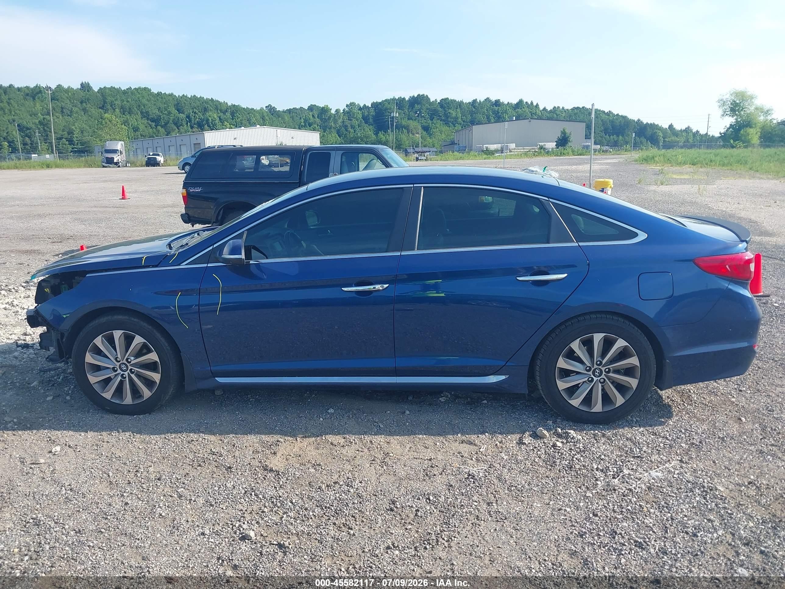 2015 Hyundai Sonata Sport Blue vin: 5NPE34AF8FH131020