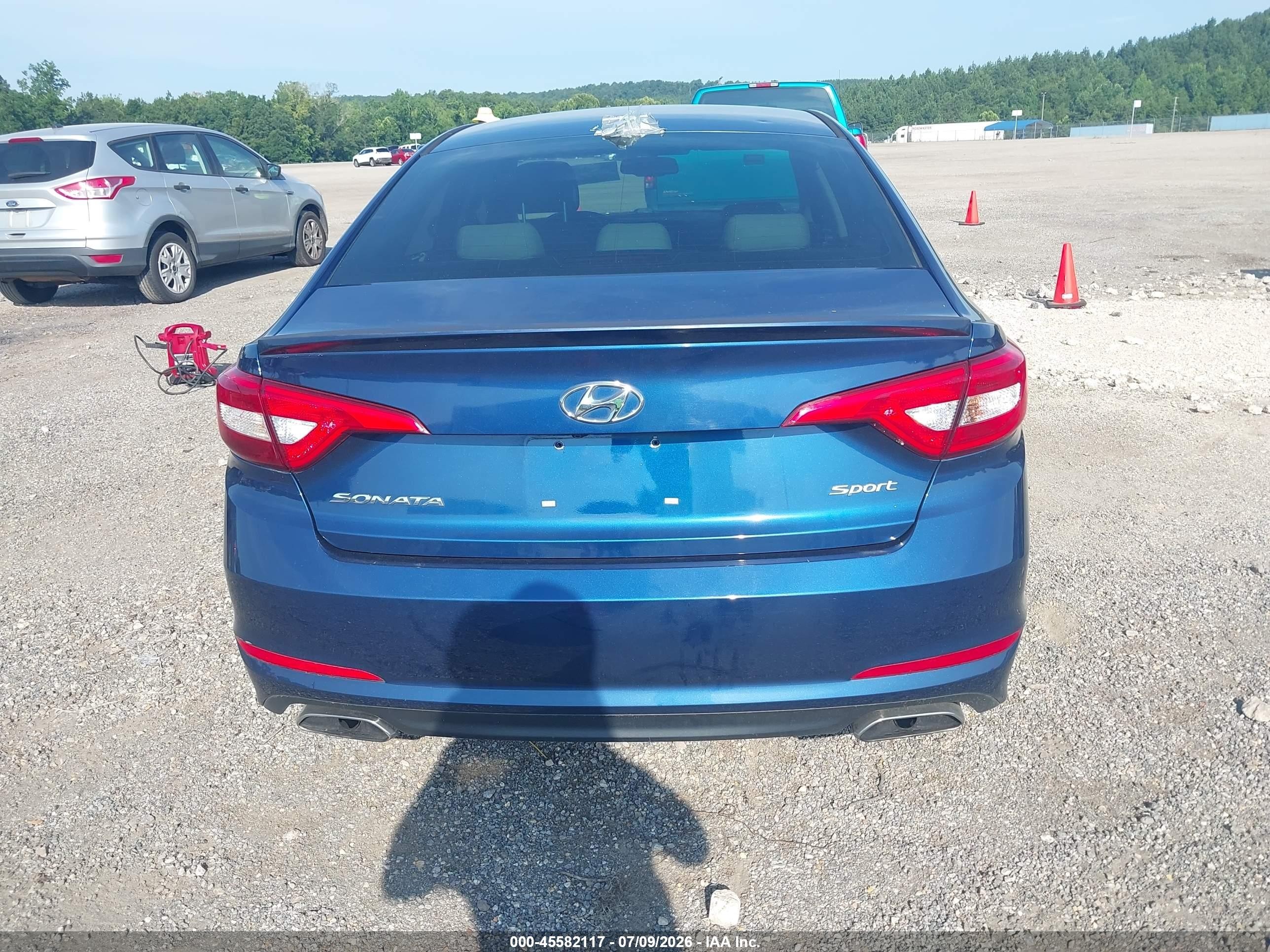2015 Hyundai Sonata Sport Blue vin: 5NPE34AF8FH131020