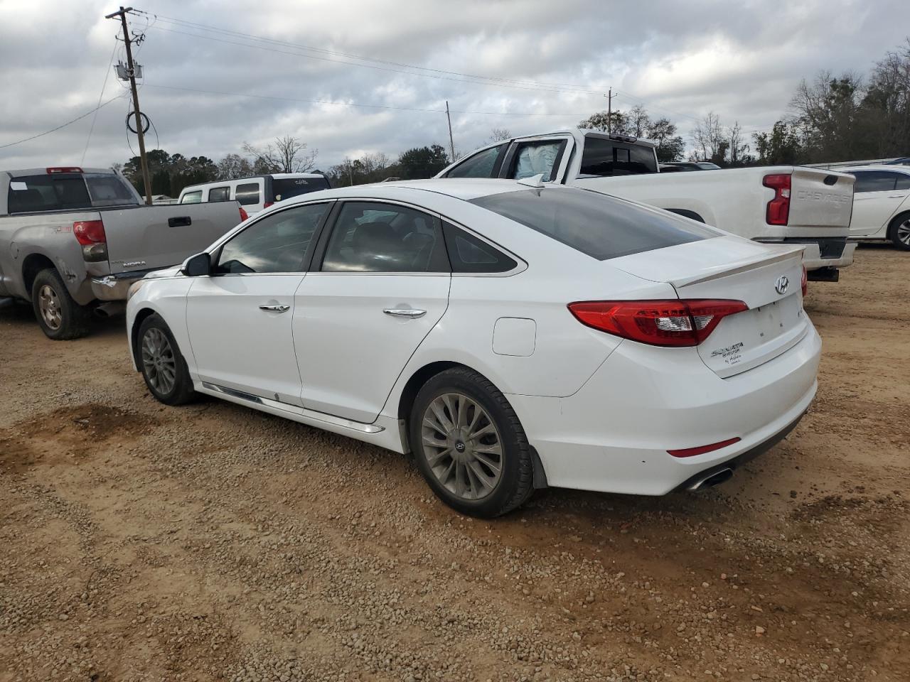 2015 Hyundai Sonata Sport White vin: 5NPE34AF8FH144673