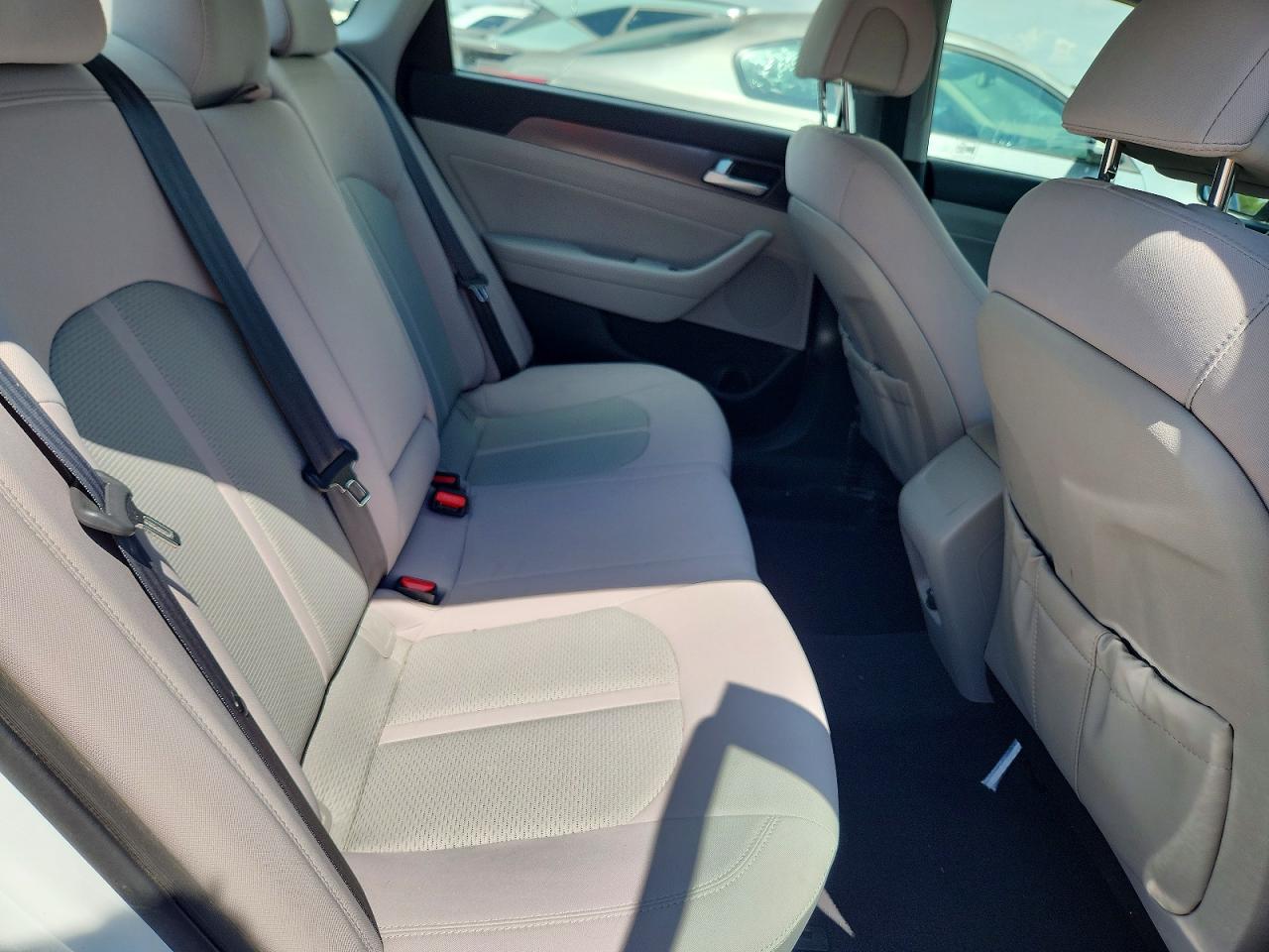 2015 Hyundai Sonata Sport Белый vin: 5NPE34AF8FH218268