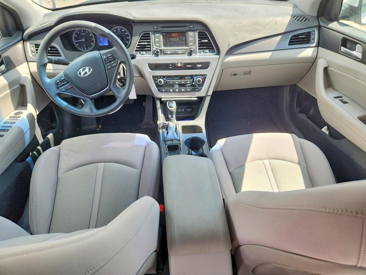 2015 Hyundai Sonata Sport Белый vin: 5NPE34AF8FH218268