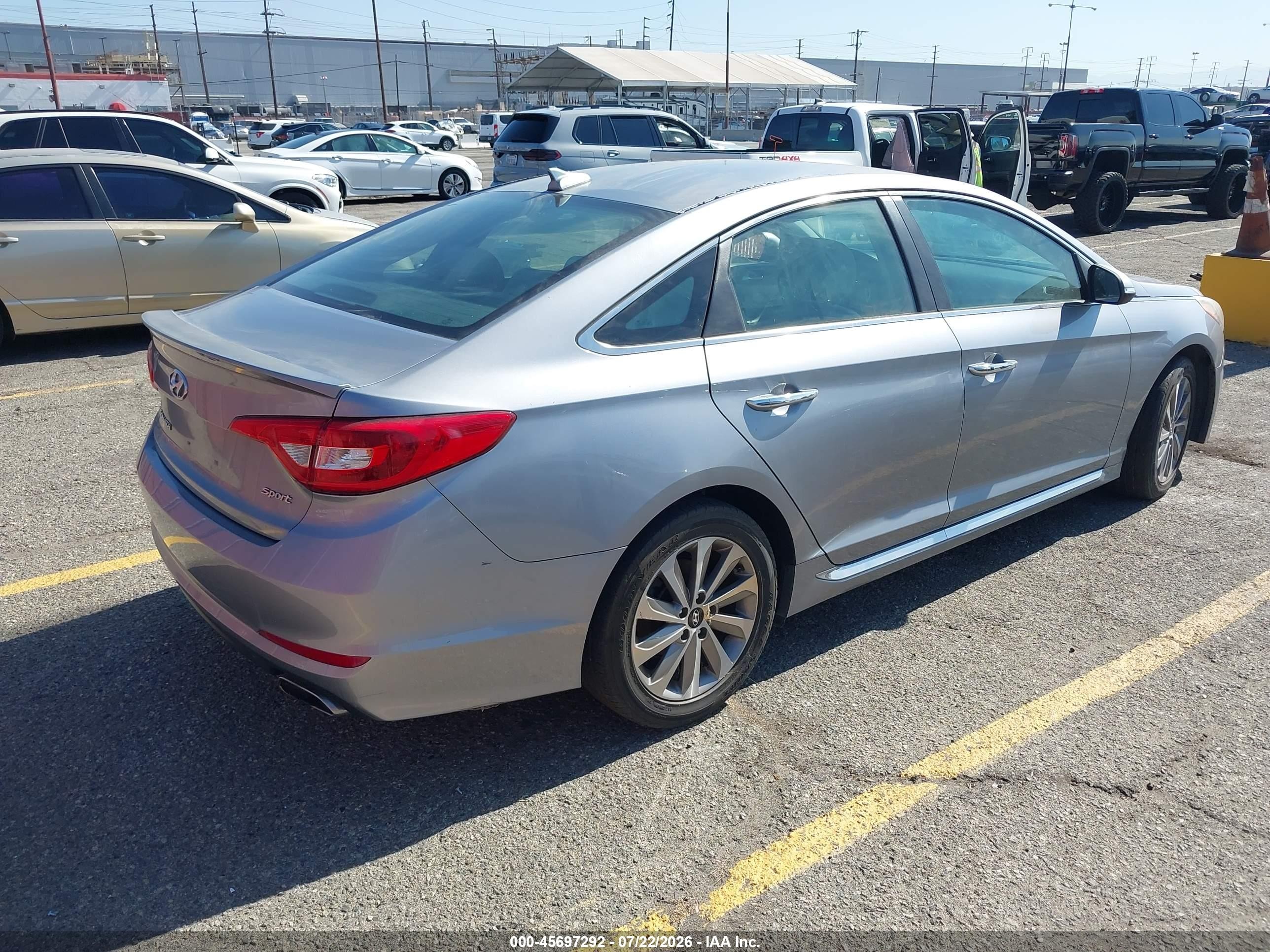 2015 Hyundai Sonata Sport Silver vin: 5NPE34AF8FH231019