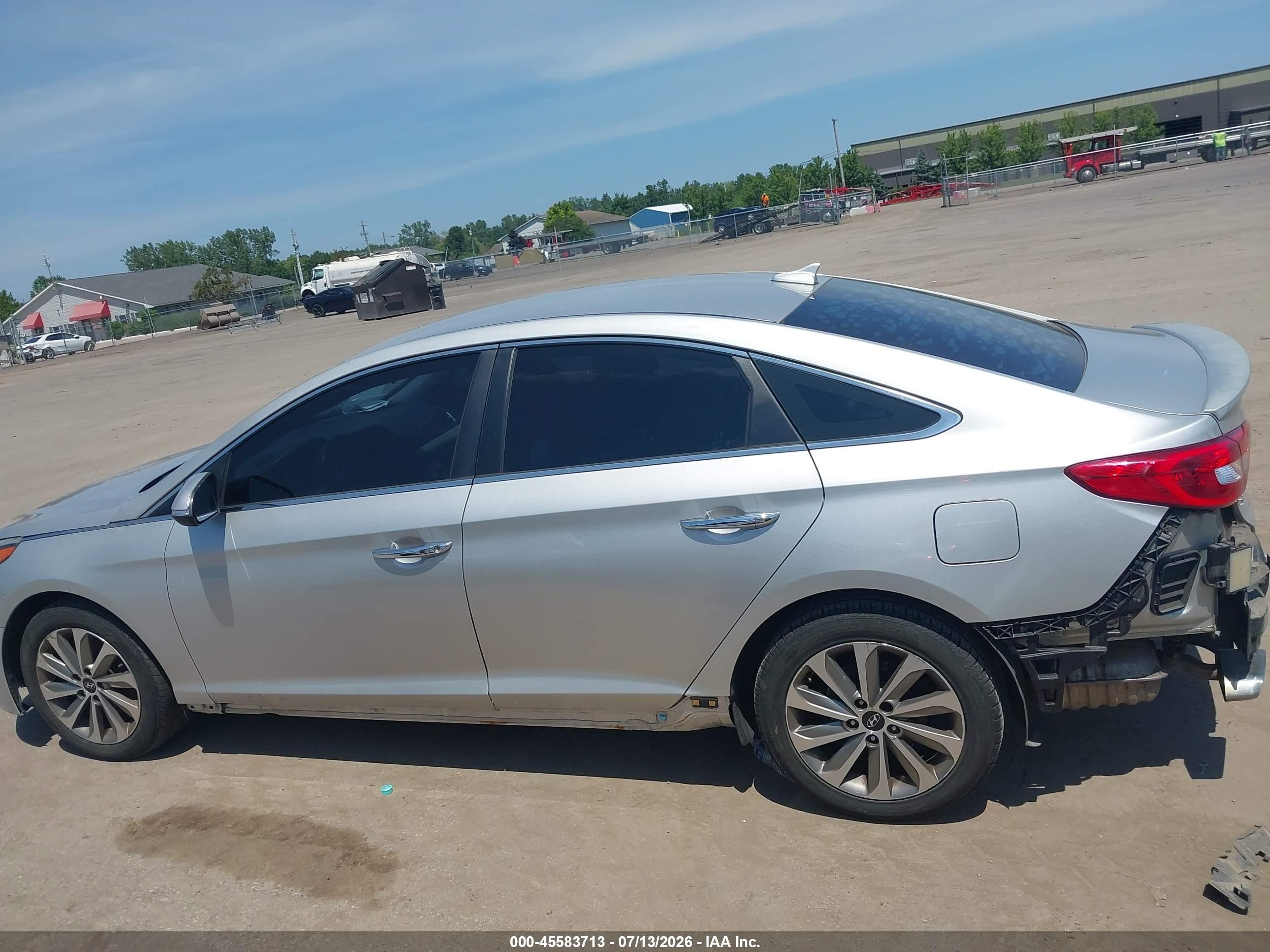 2016 Hyundai Sonata Sport Silver vin: 5NPE34AF8GH347483