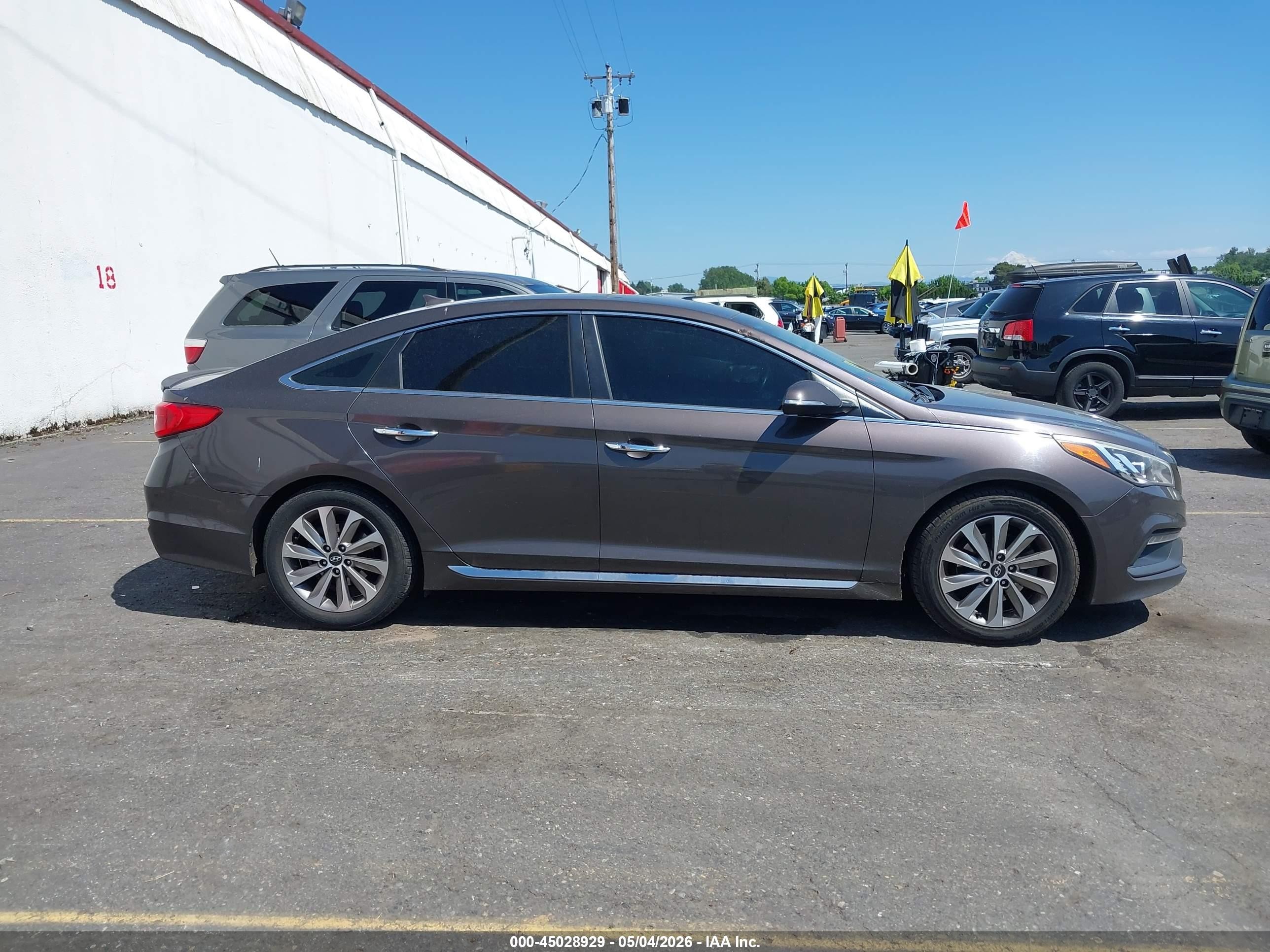 2016 Hyundai Sonata Sport Gray vin: 5NPE34AF8GH415135