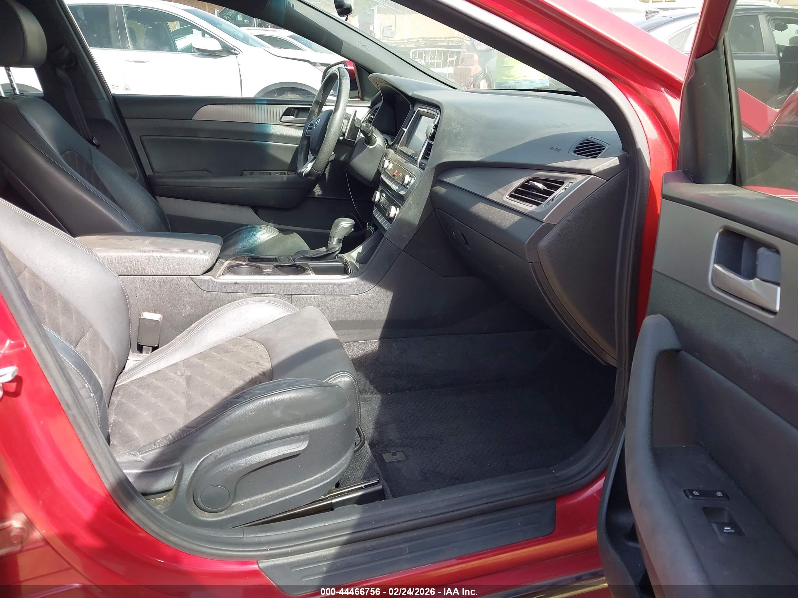 2018 Hyundai Sonata Sport Red vin: 5NPE34AF8JH601975