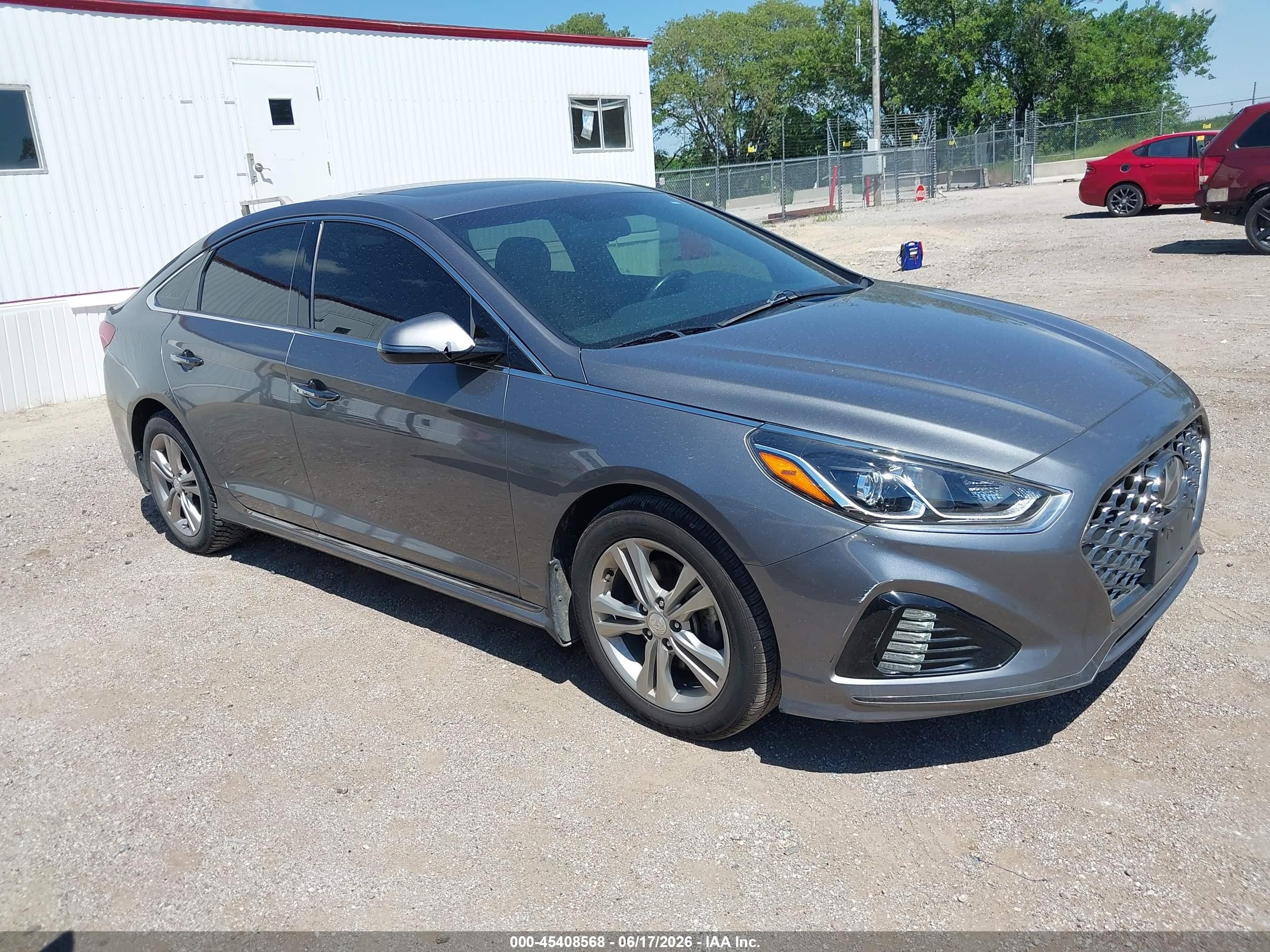 2019 Hyundai Sonata Sport Gray vin: 5NPE34AF8KH780875