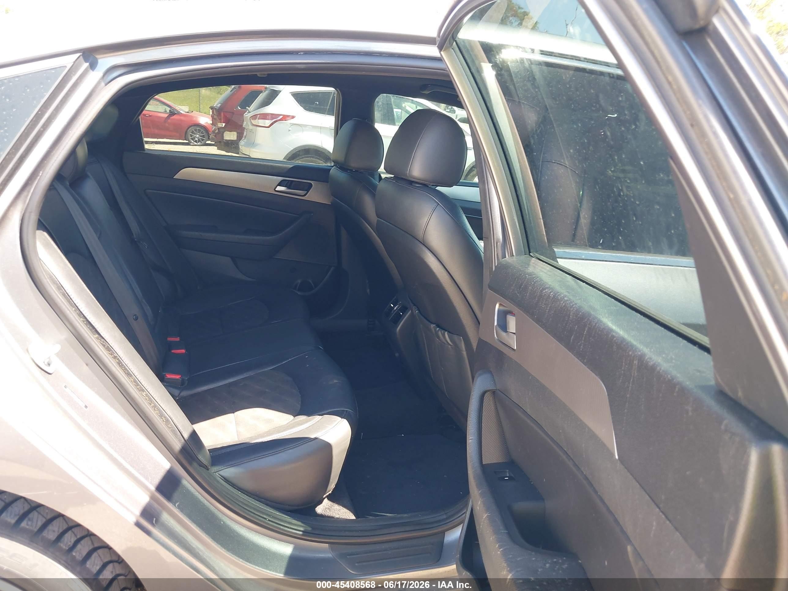 2019 Hyundai Sonata Sport Gray vin: 5NPE34AF8KH780875