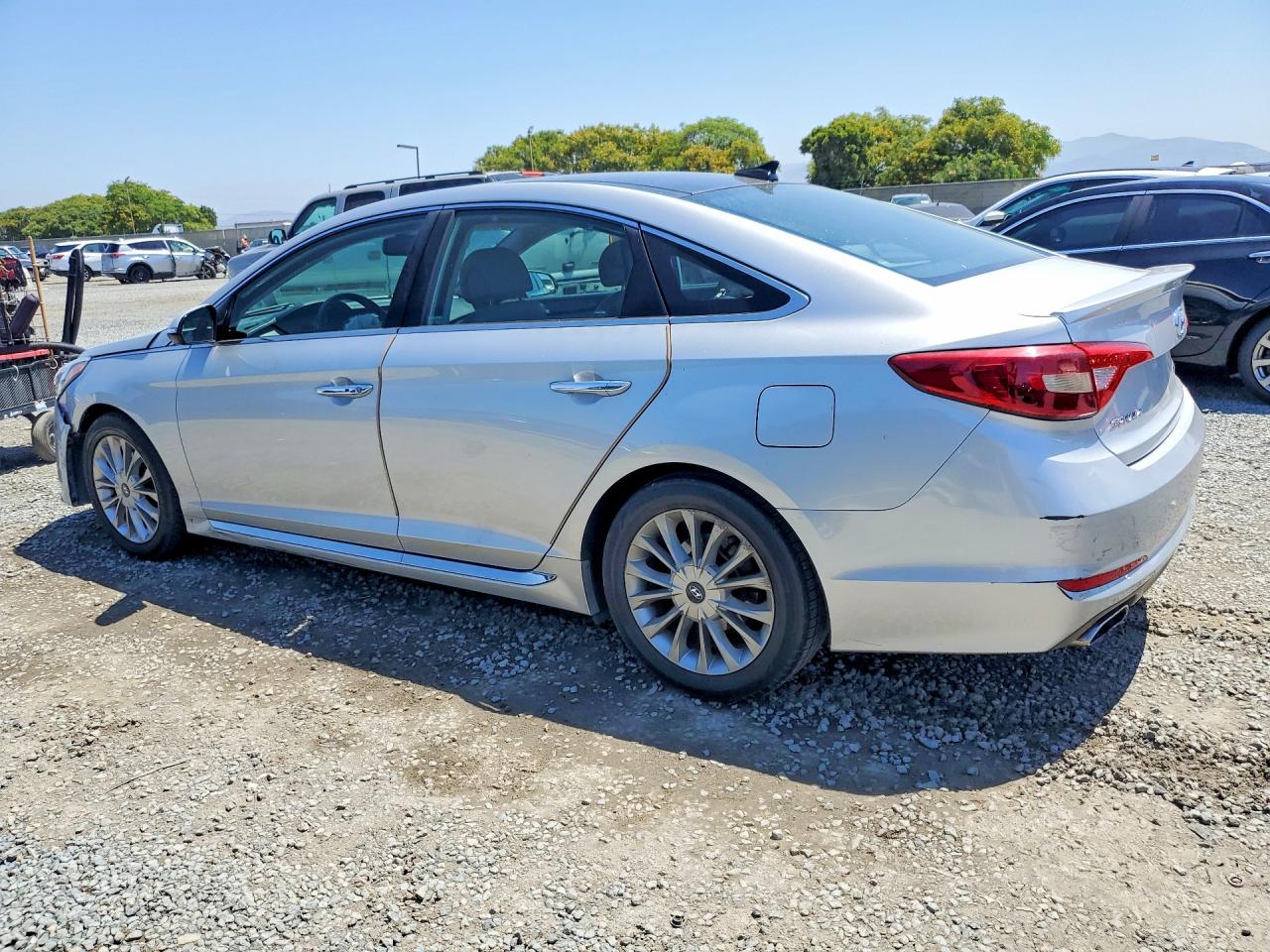 2015 Hyundai Sonata Limited Silver vin: 5NPE34AF9FH010433