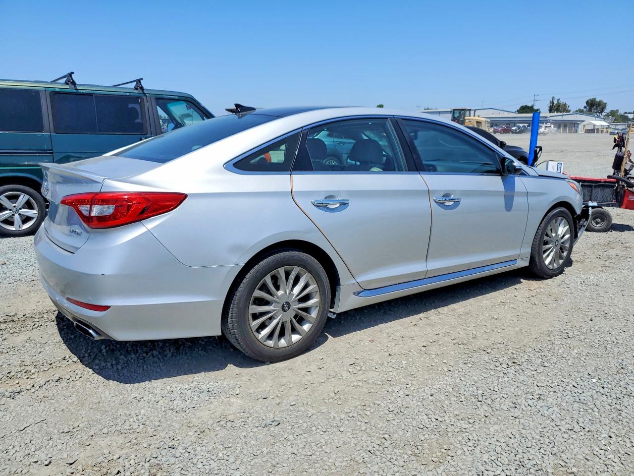 2015 Hyundai Sonata Limited Silver vin: 5NPE34AF9FH010433