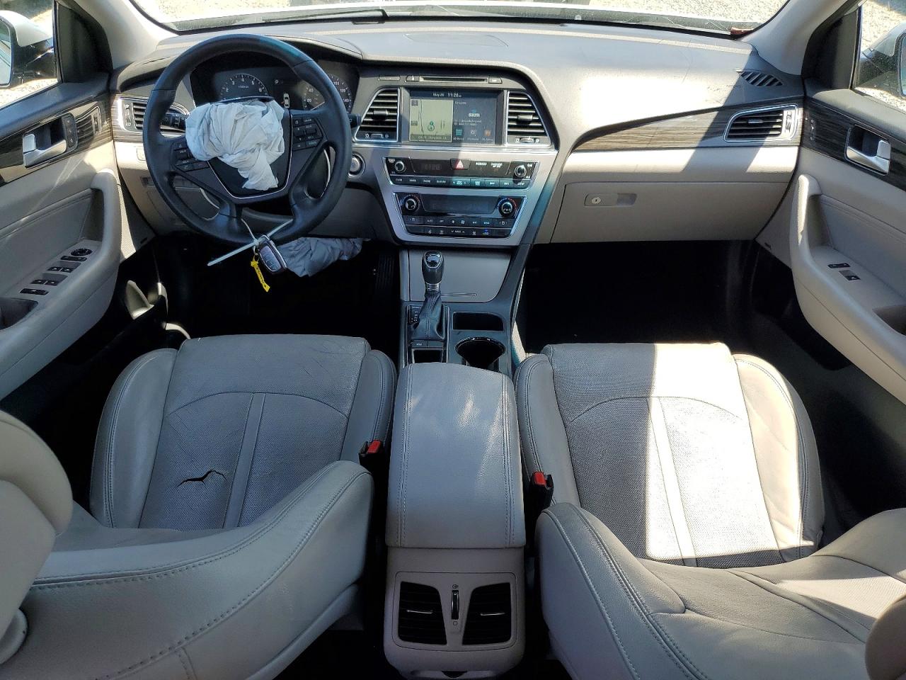 2015 Hyundai Sonata Limited Silver vin: 5NPE34AF9FH010433