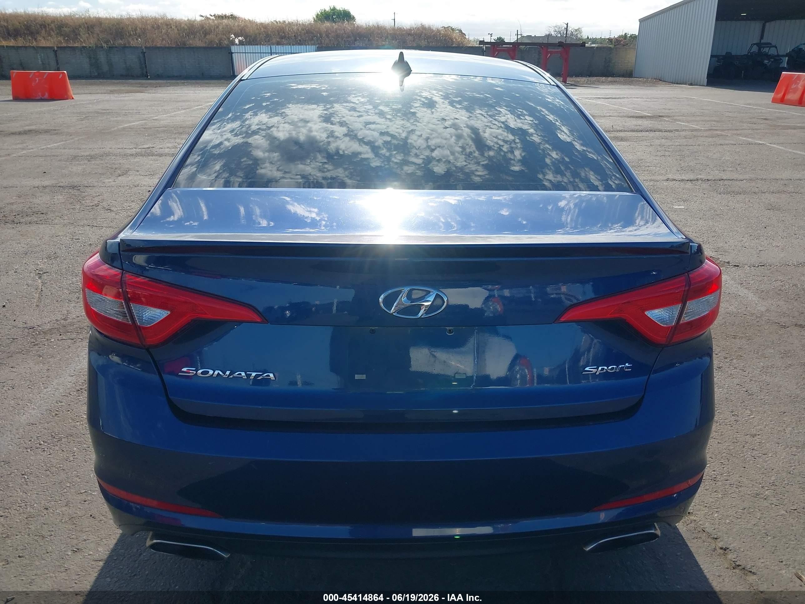 2015 Hyundai Sonata Sport Blue vin: 5NPE34AF9FH020816