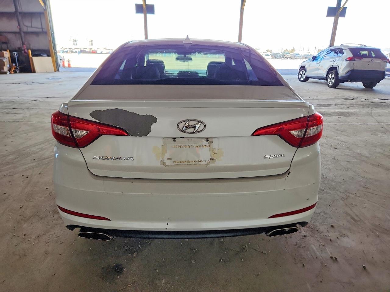 2015 Hyundai Sonata Sport White vin: 5NPE34AF9FH027975