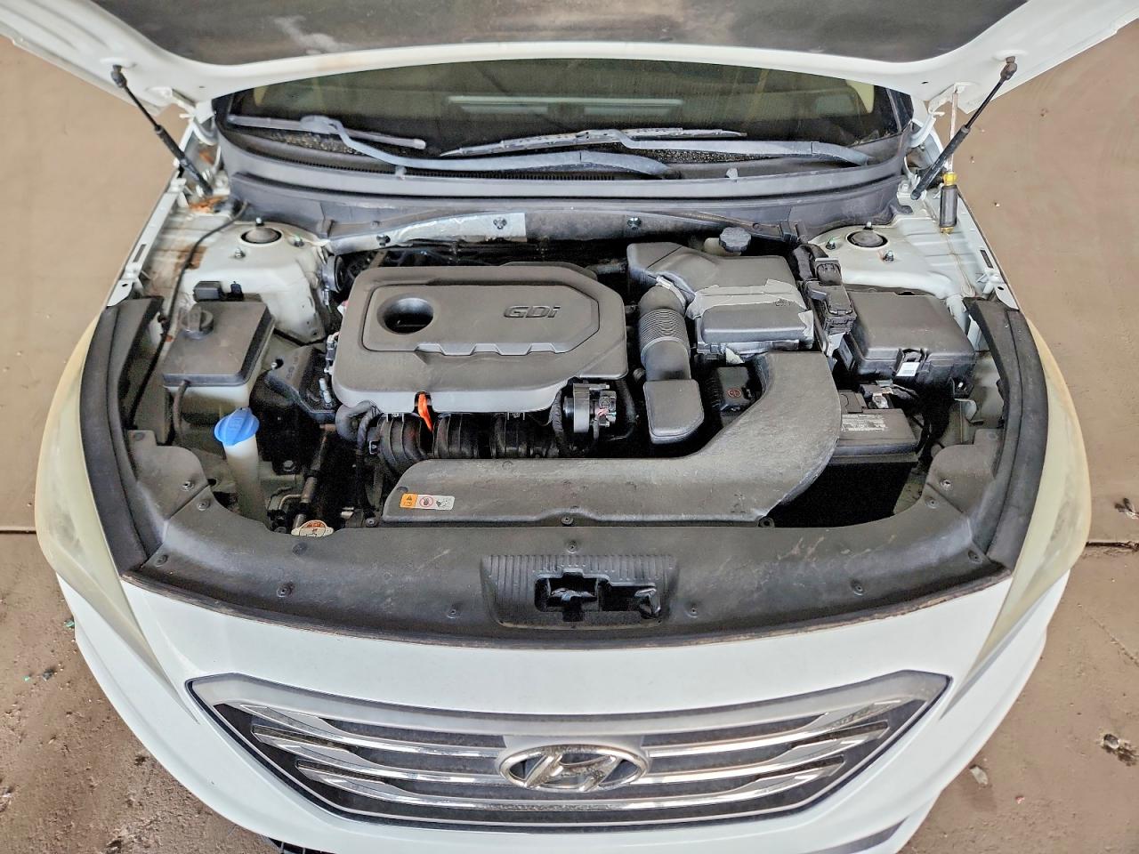 2015 Hyundai Sonata Sport White vin: 5NPE34AF9FH027975