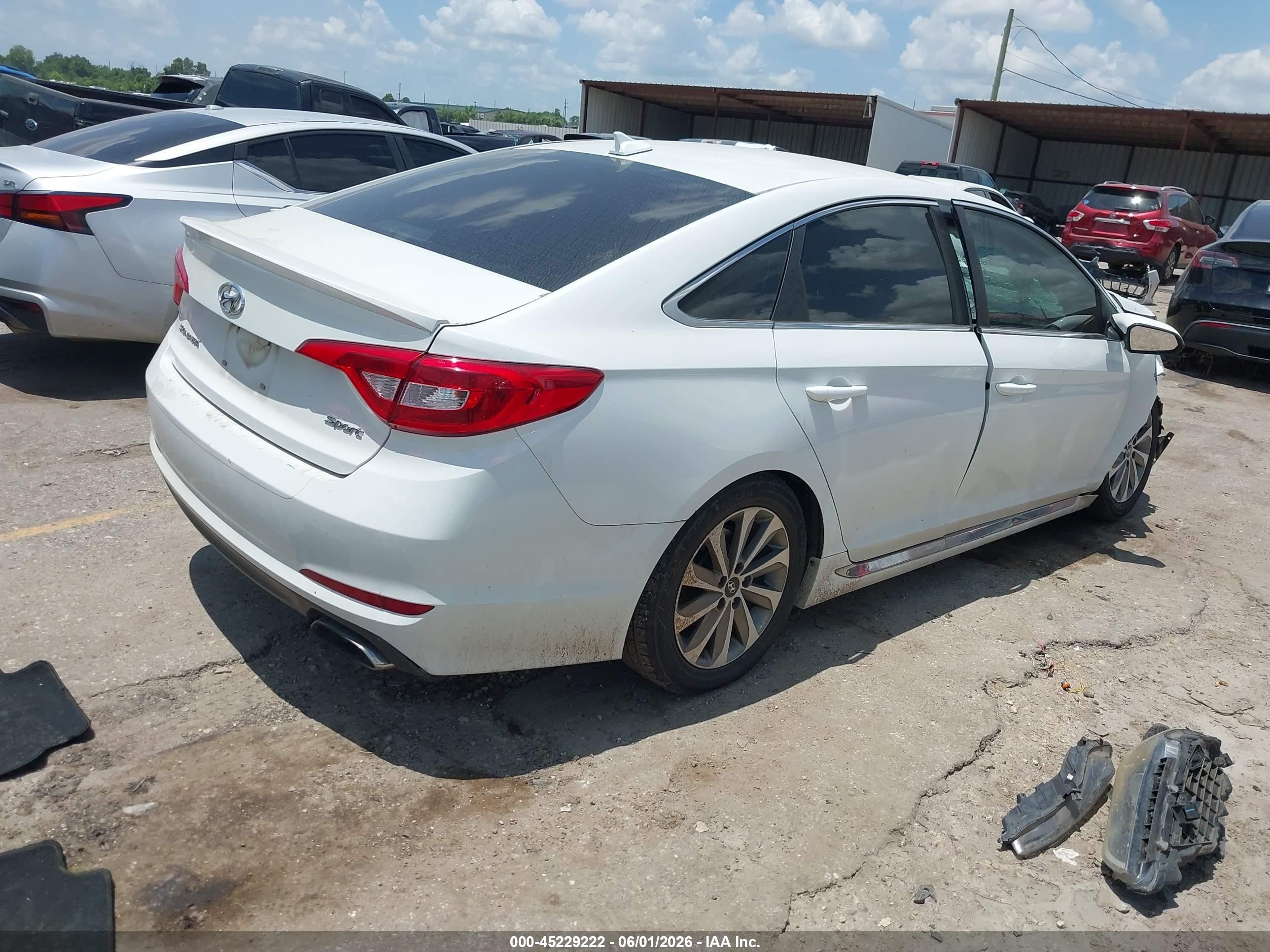 2015 Hyundai Sonata Sport White vin: 5NPE34AF9FH032321
