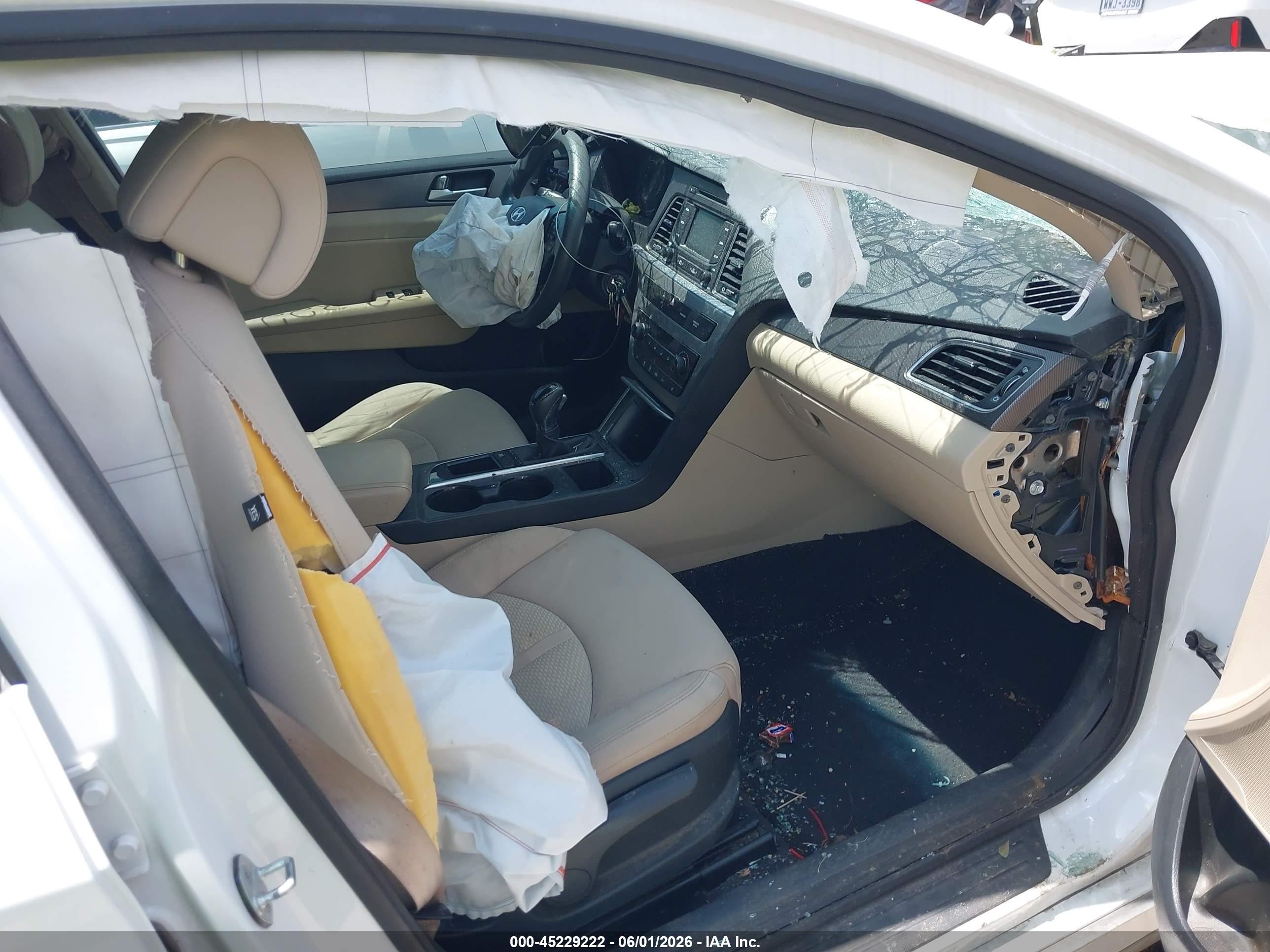 2015 Hyundai Sonata Sport White vin: 5NPE34AF9FH032321