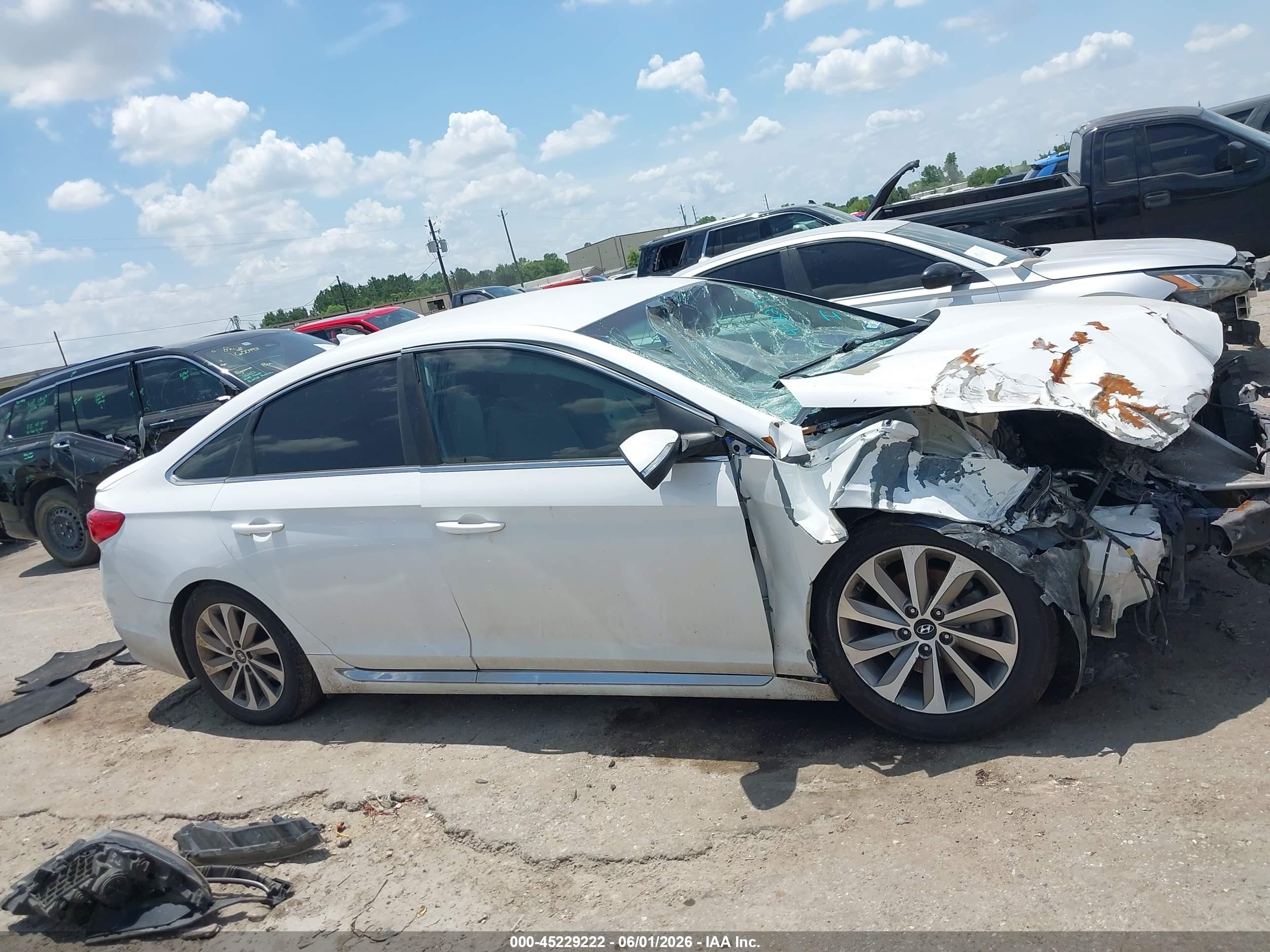2015 Hyundai Sonata Sport White vin: 5NPE34AF9FH032321
