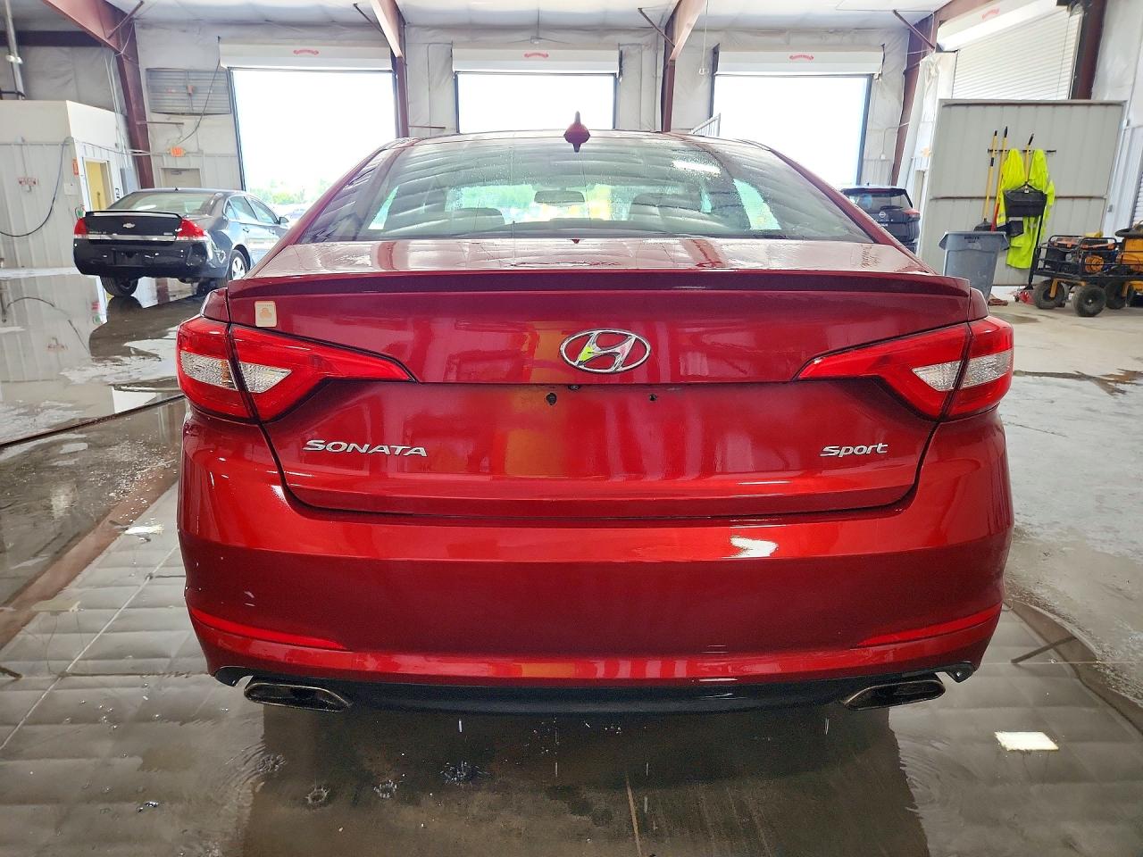 2015 Hyundai Sonata Sport Maroon vin: 5NPE34AF9FH042752