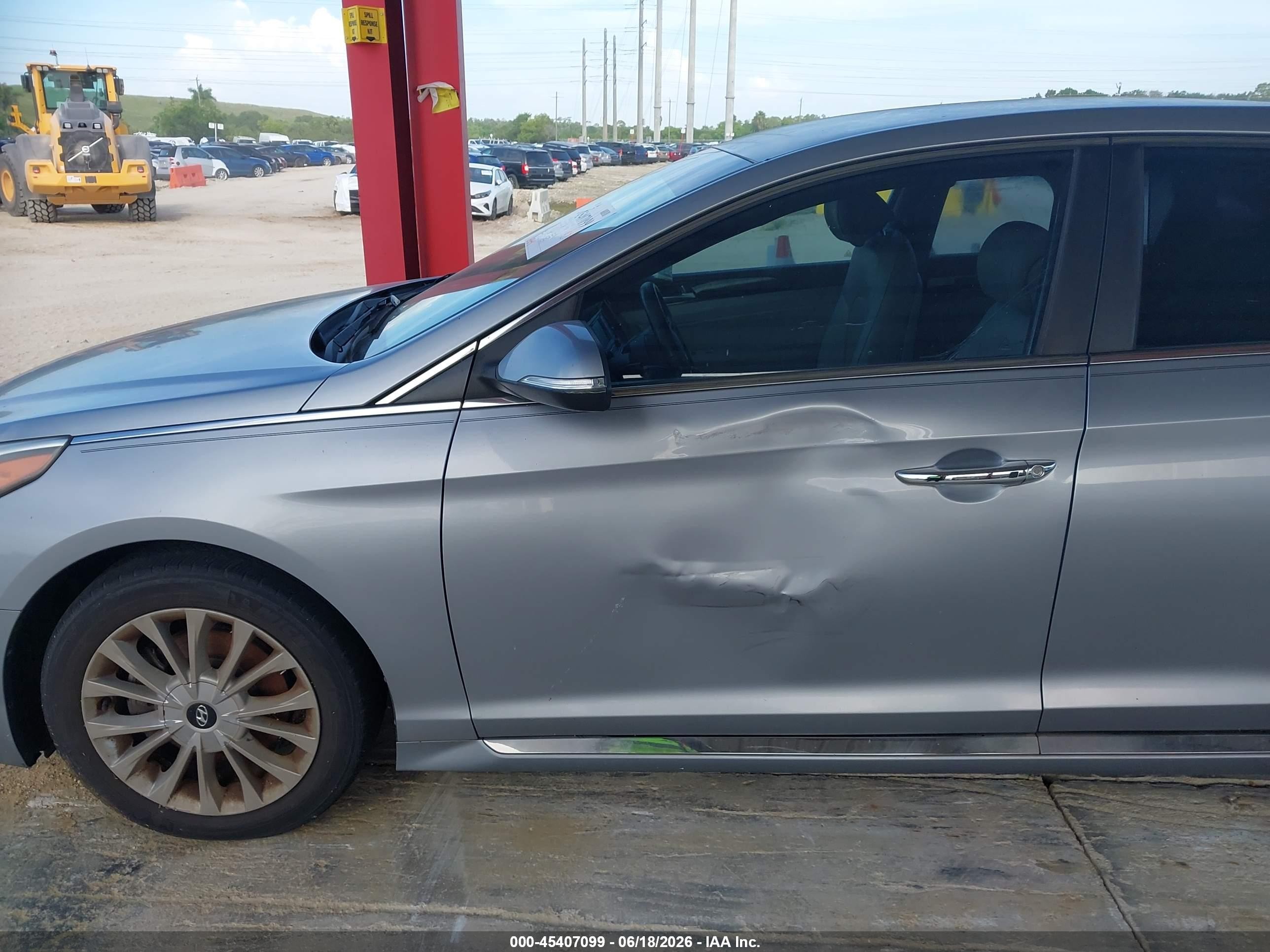 2015 Hyundai Sonata Limited Silver vin: 5NPE34AF9FH047563
