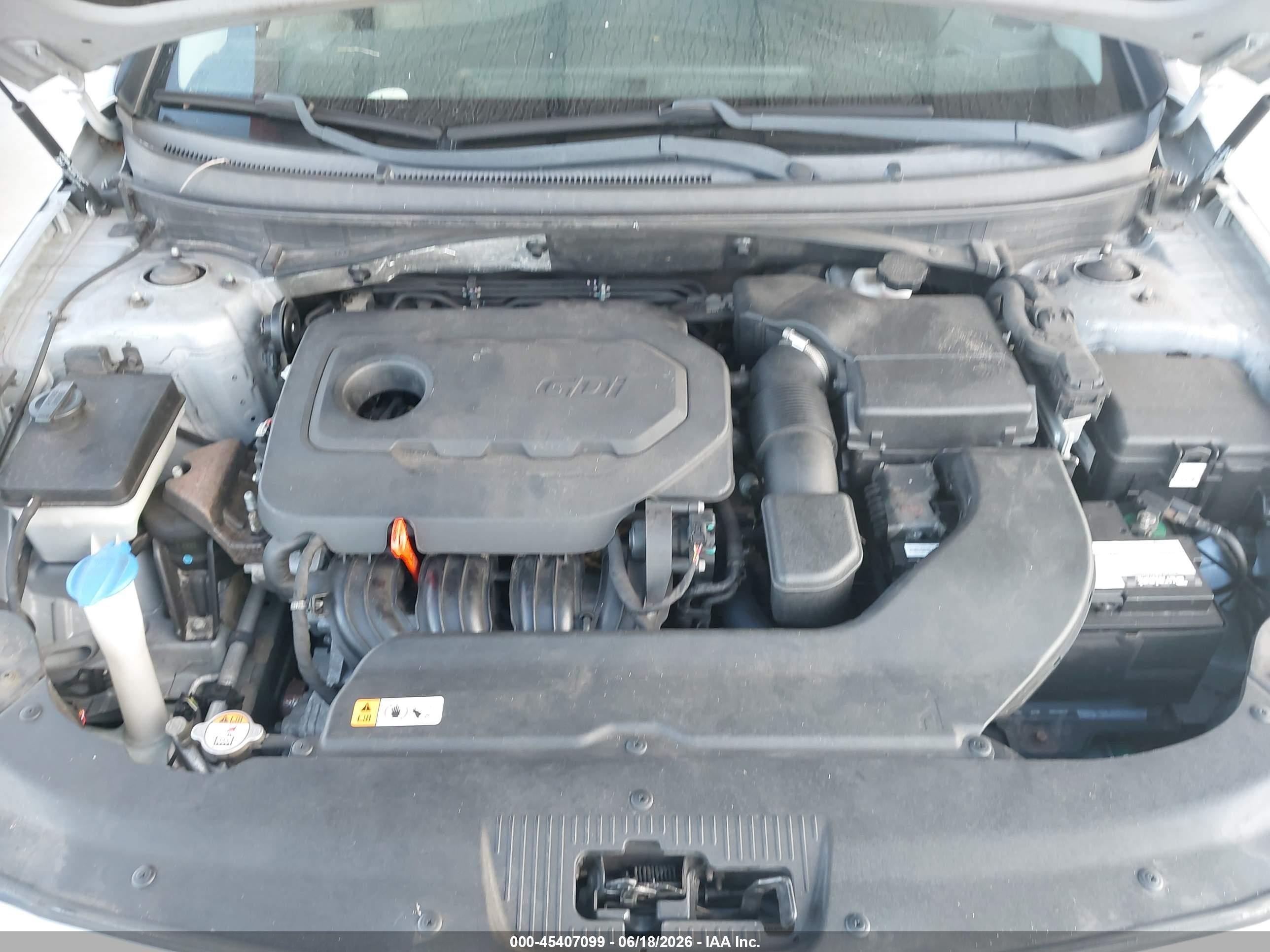 2015 Hyundai Sonata Limited Silver vin: 5NPE34AF9FH047563
