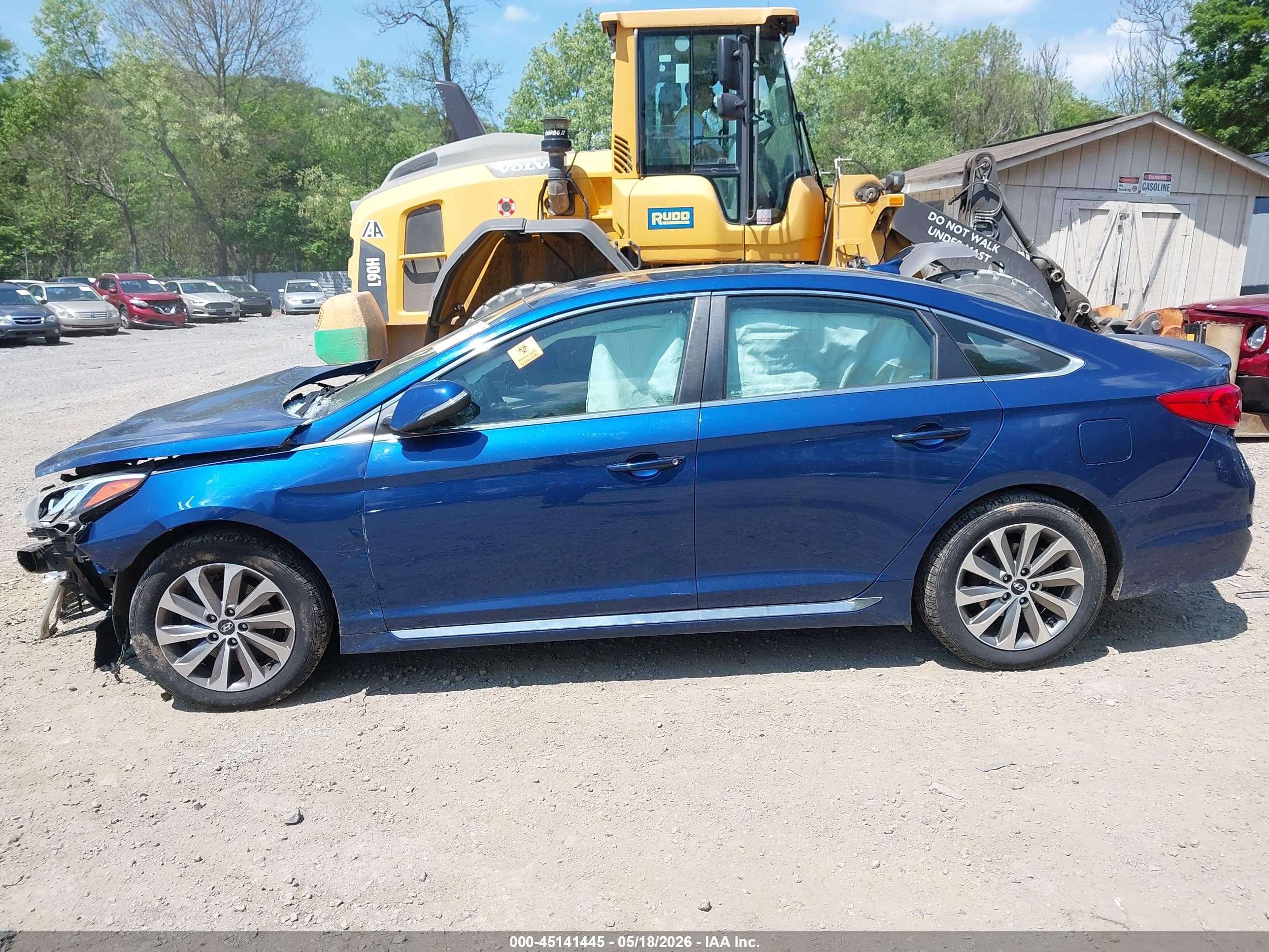 2015 Hyundai Sonata Sport Blue vin: 5NPE34AF9FH052276