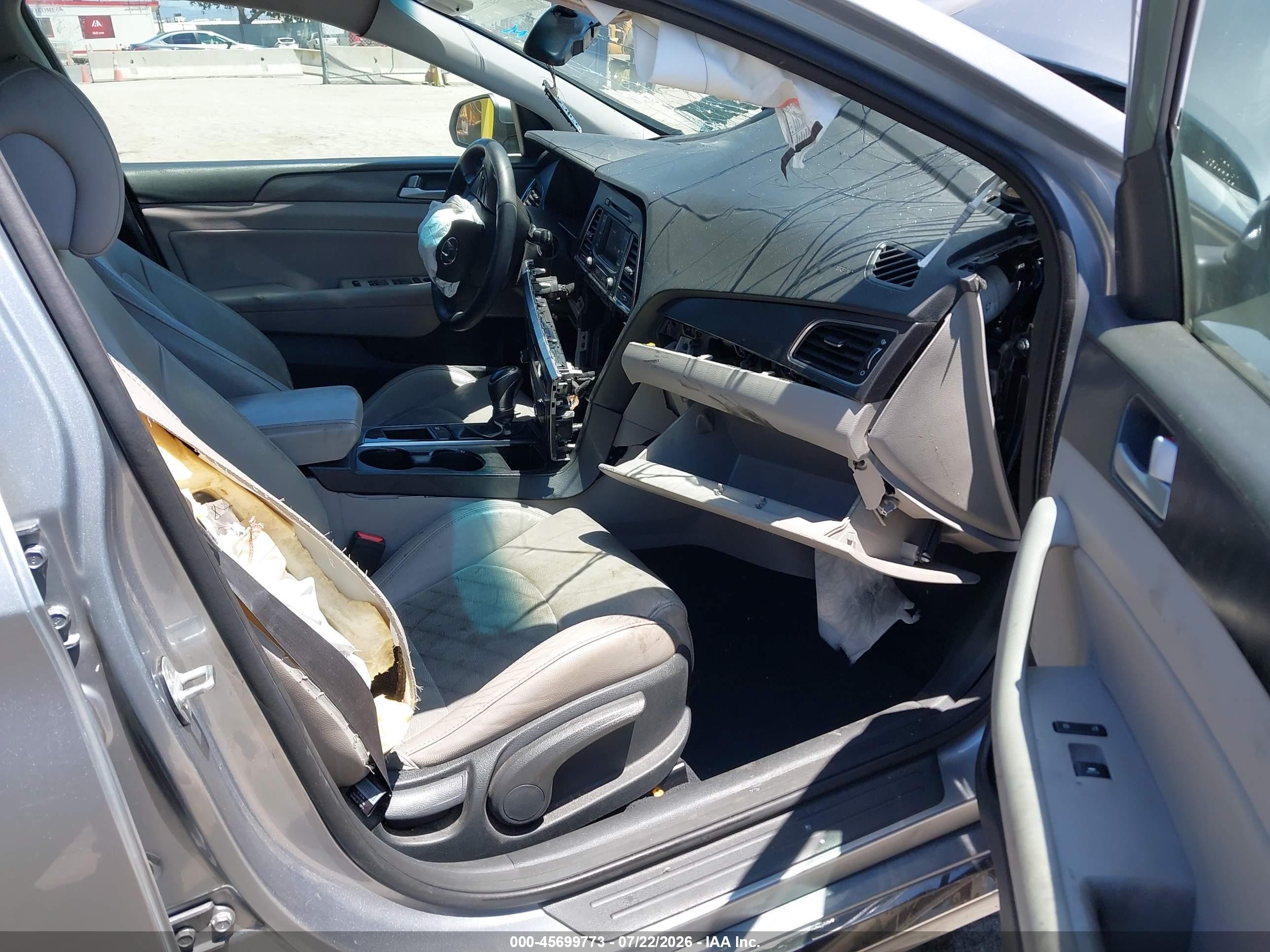 2015 Hyundai Sonata Sport Серебряный vin: 5NPE34AF9FH064153