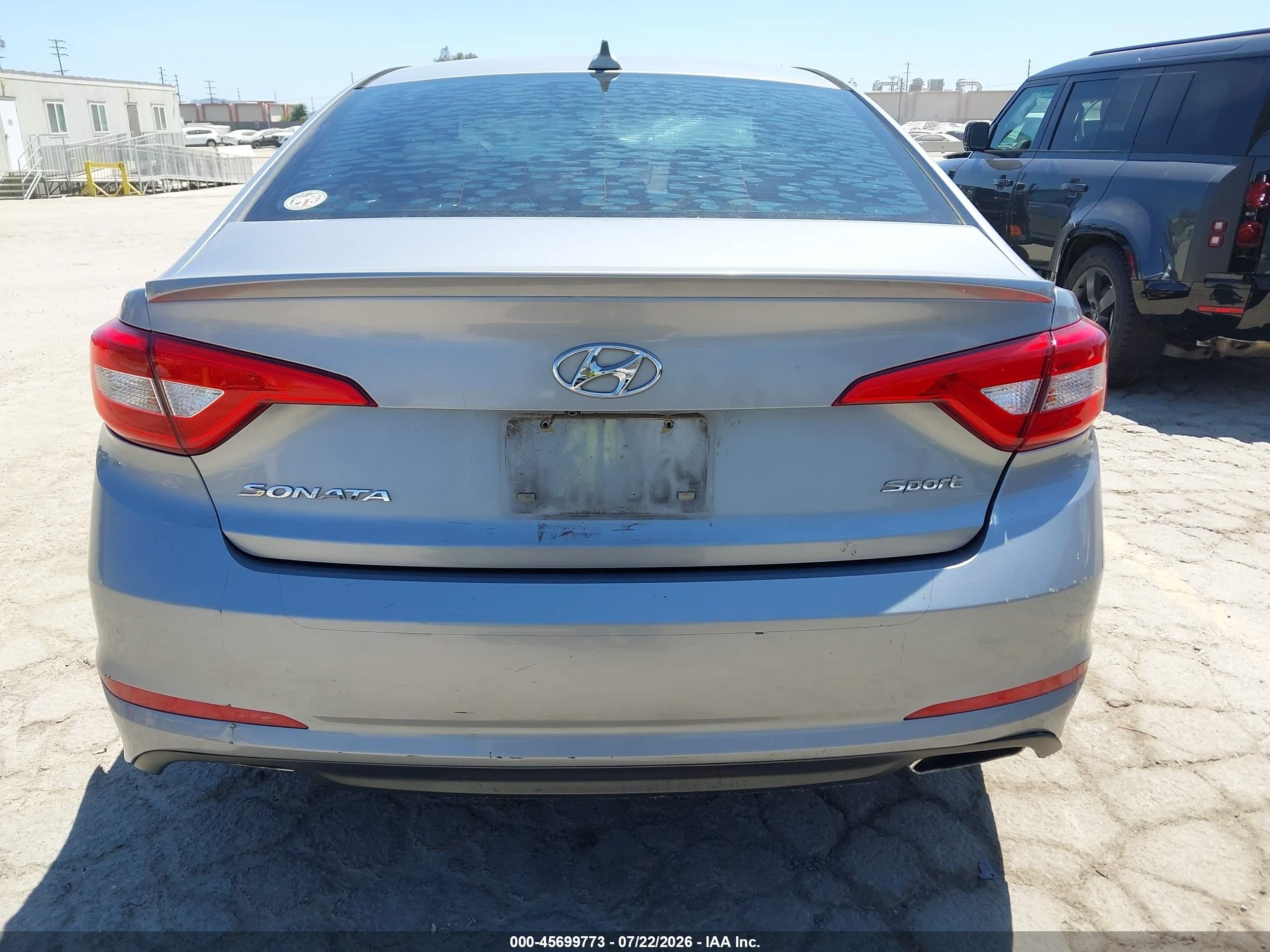 2015 Hyundai Sonata Sport Серебряный vin: 5NPE34AF9FH064153