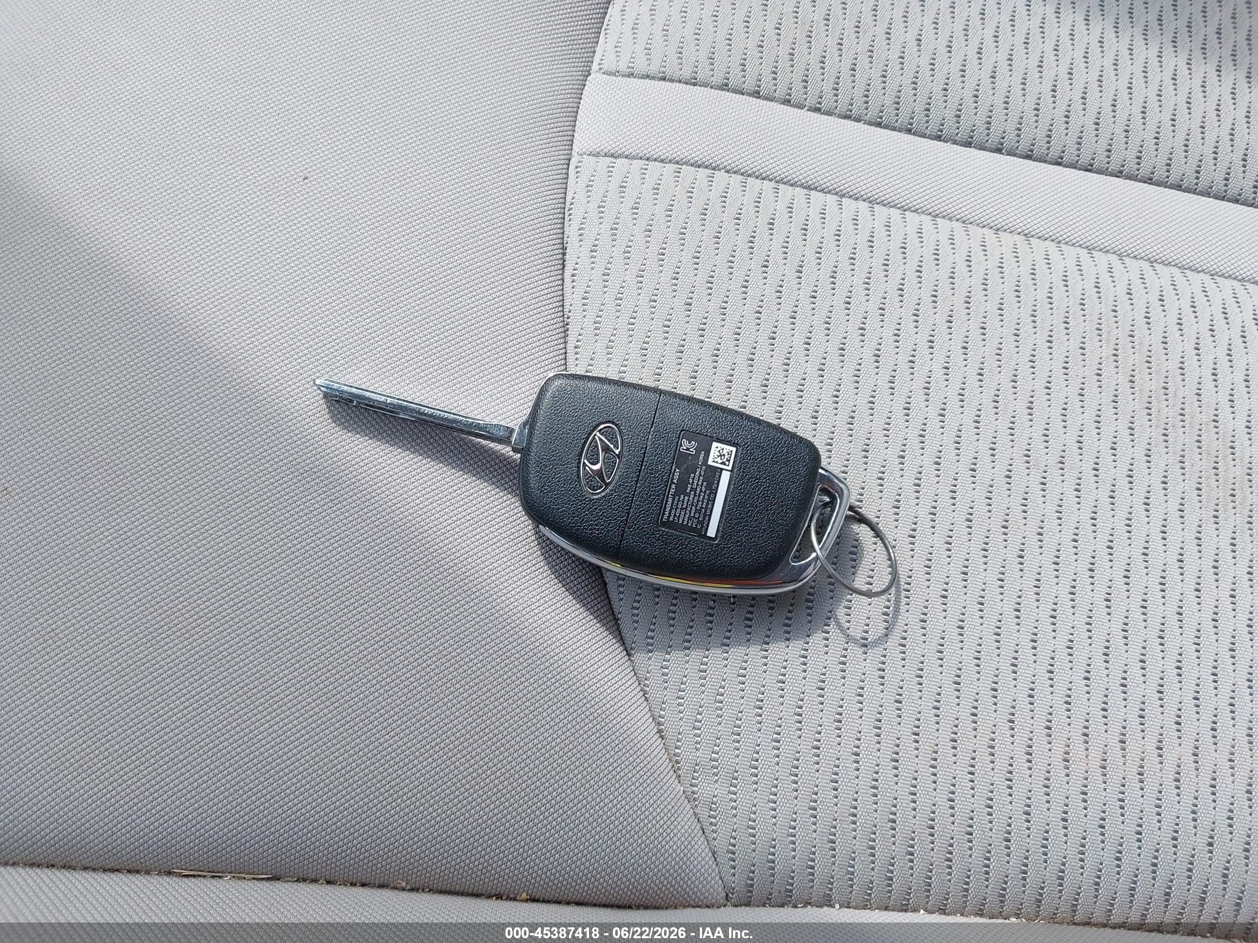 2015 Hyundai Sonata Sport Silver vin: 5NPE34AF9FH067165