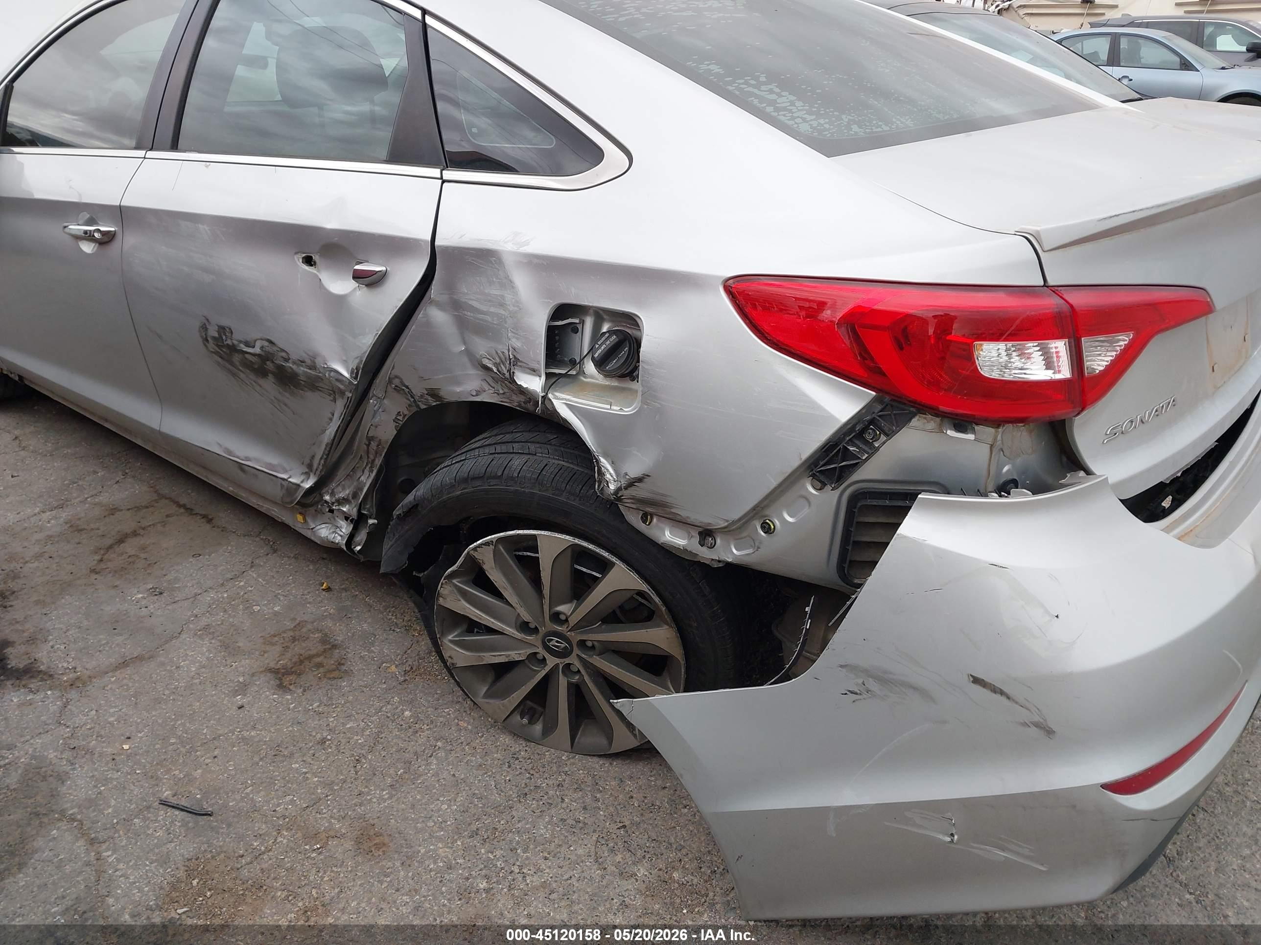 2015 Hyundai Sonata Sport Silver vin: 5NPE34AF9FH111732