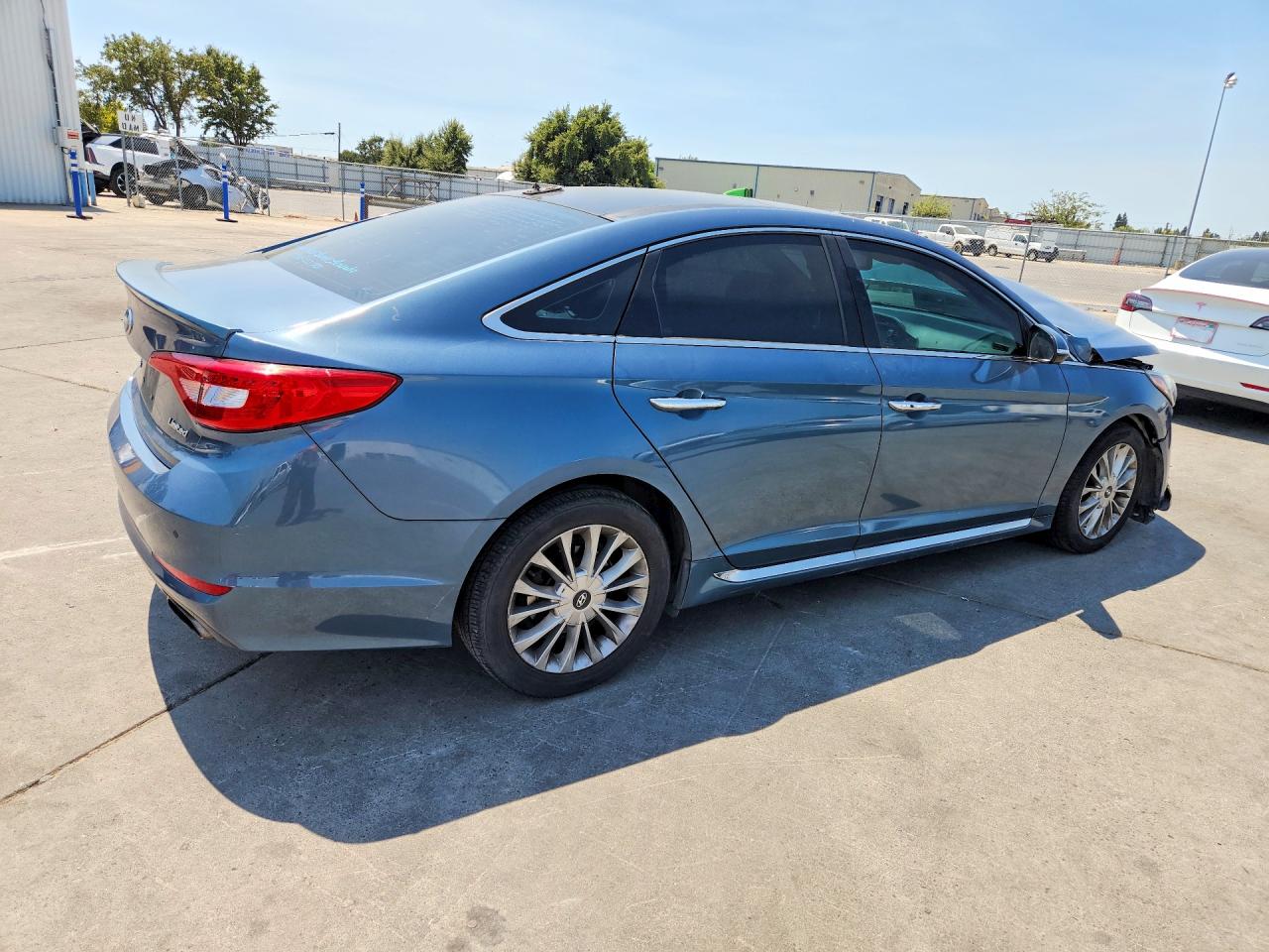 2015 Hyundai Sonata Limited Blue vin: 5NPE34AF9FH112900
