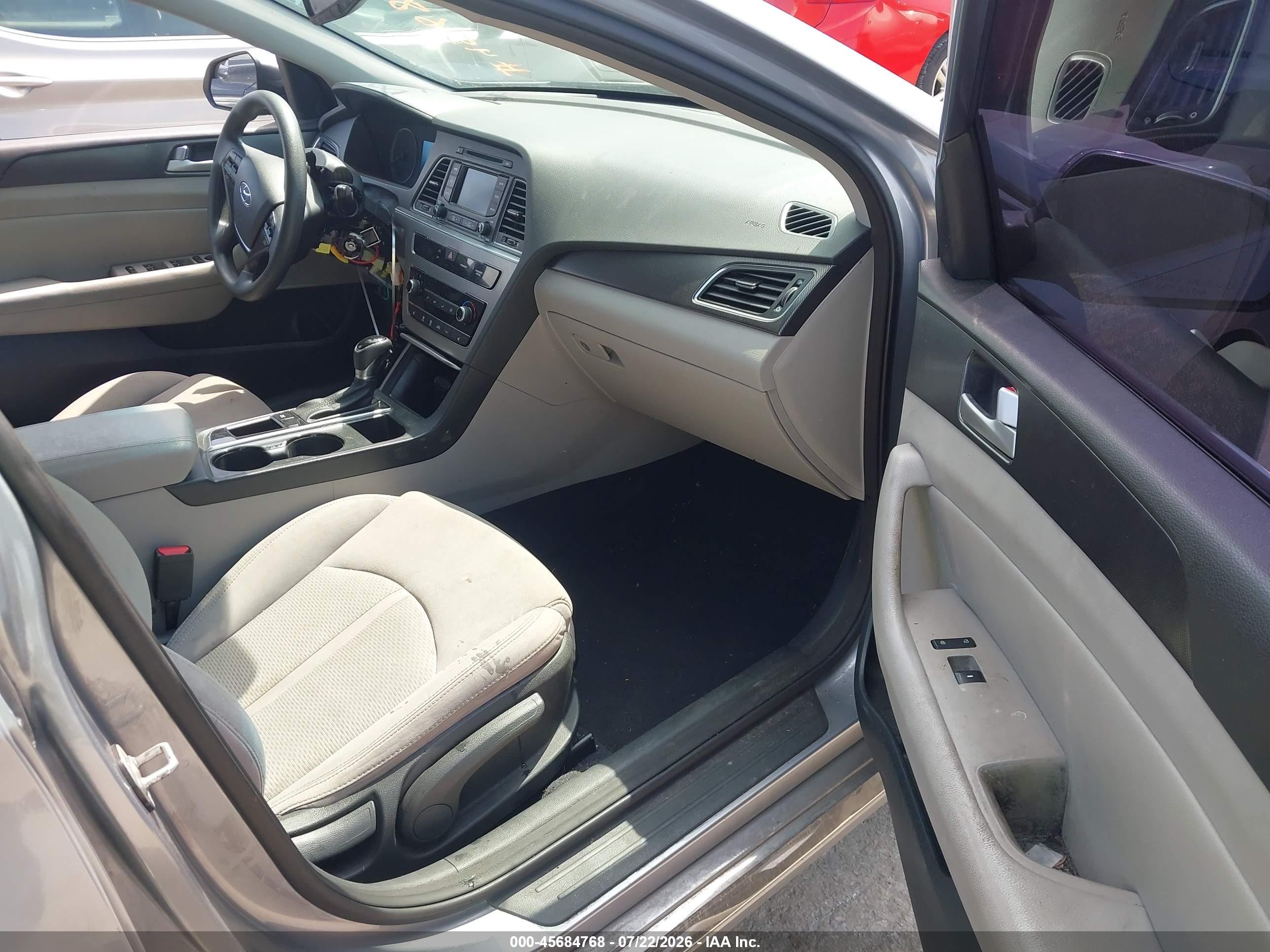2015 Hyundai Sonata Sport Silver vin: 5NPE34AF9FH121547
