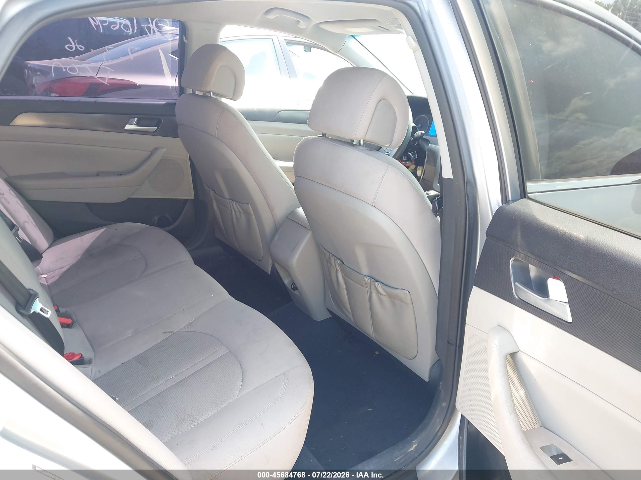 2015 Hyundai Sonata Sport Silver vin: 5NPE34AF9FH121547