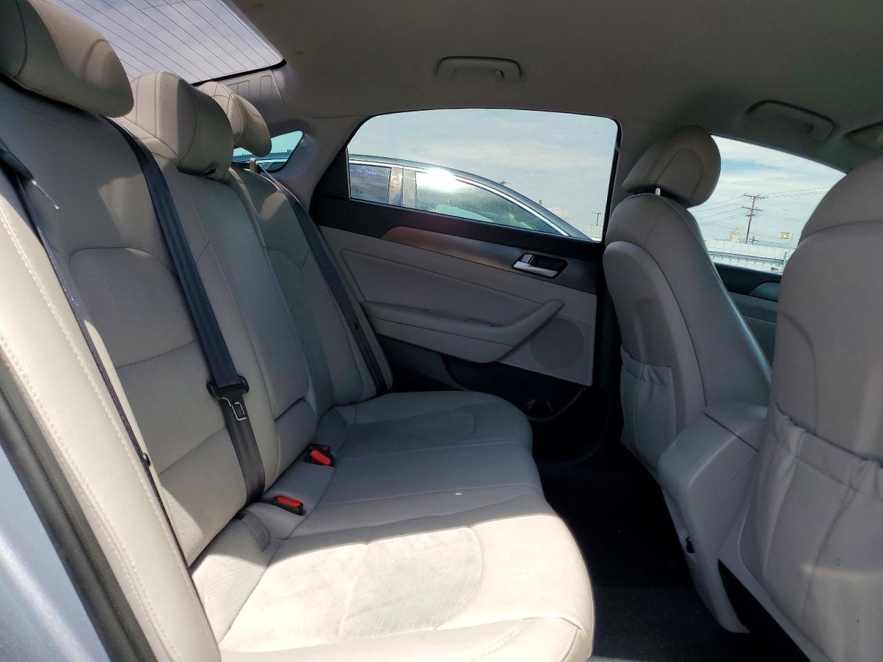 2015 Hyundai Sonata Sport Silver vin: 5NPE34AF9FH146898