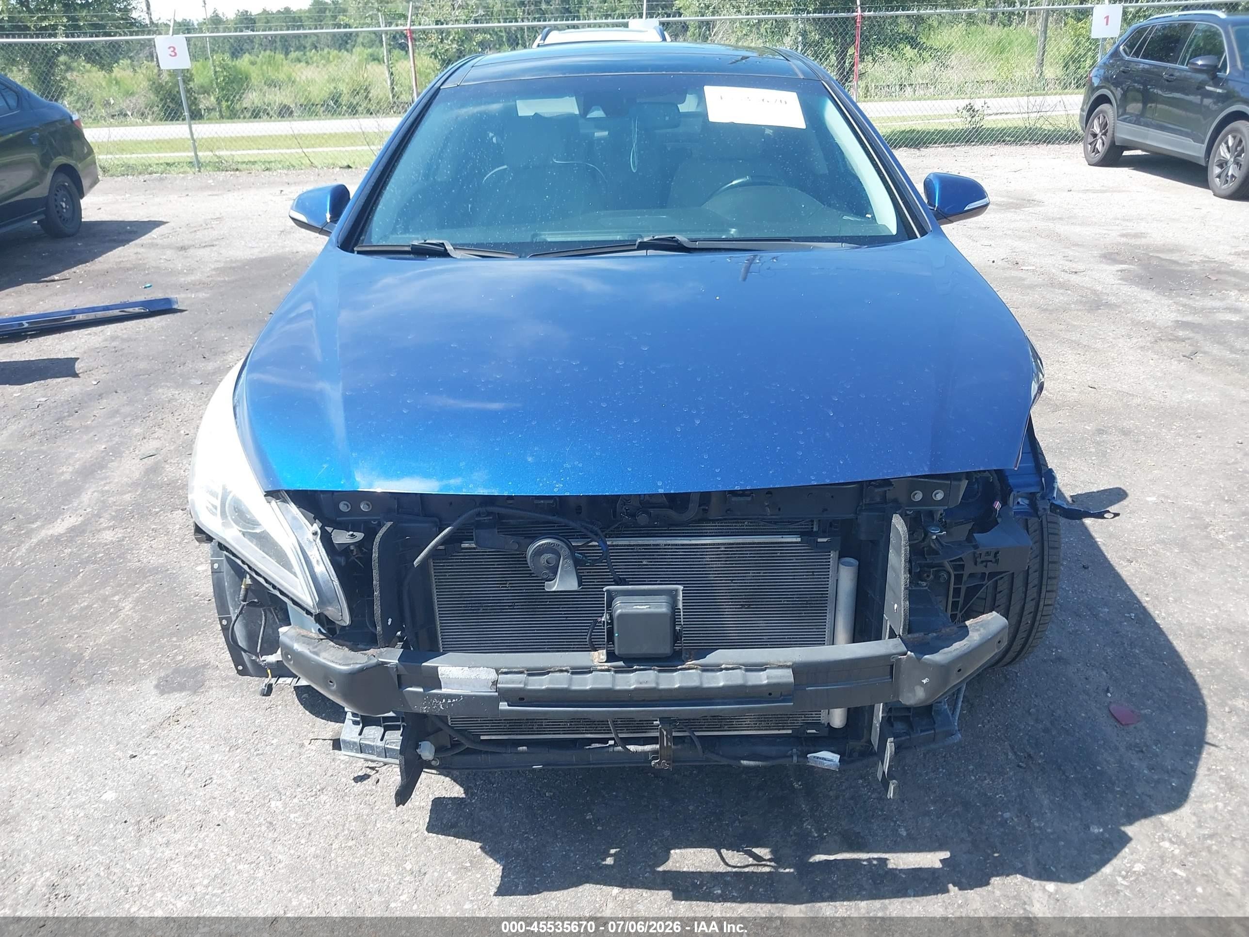 2015 Hyundai Sonata Limited Blue vin: 5NPE34AF9FH150885