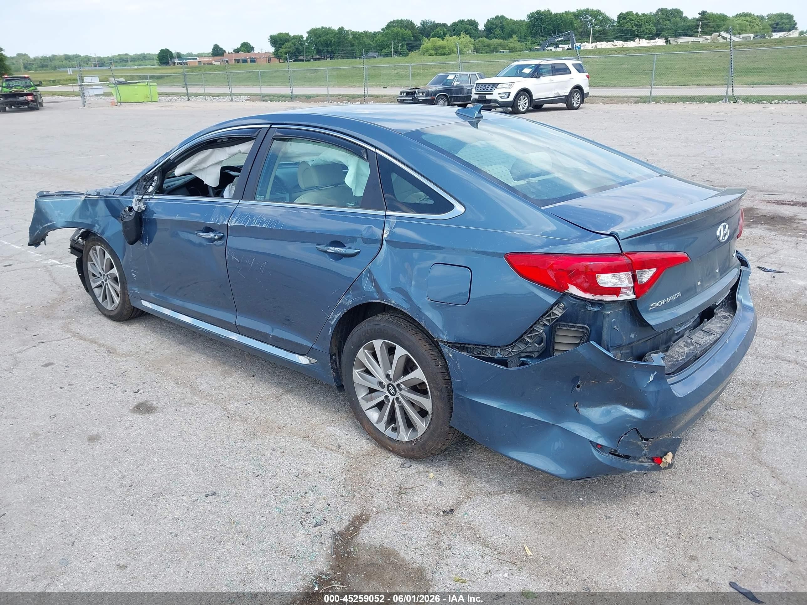 2015 Hyundai Sonata Sport Blue vin: 5NPE34AF9FH212138