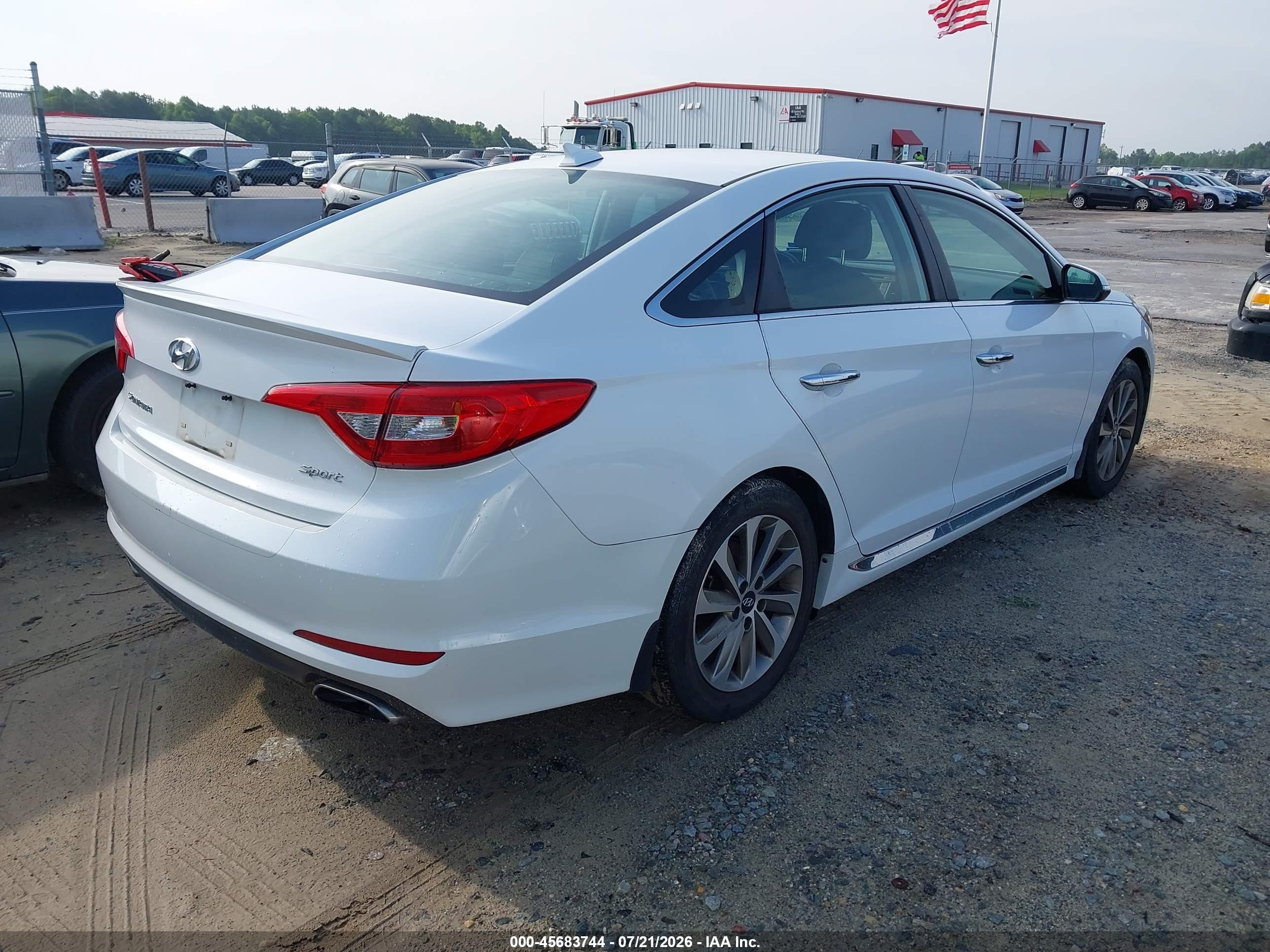 2015 Hyundai Sonata Sport White vin: 5NPE34AF9FH224953