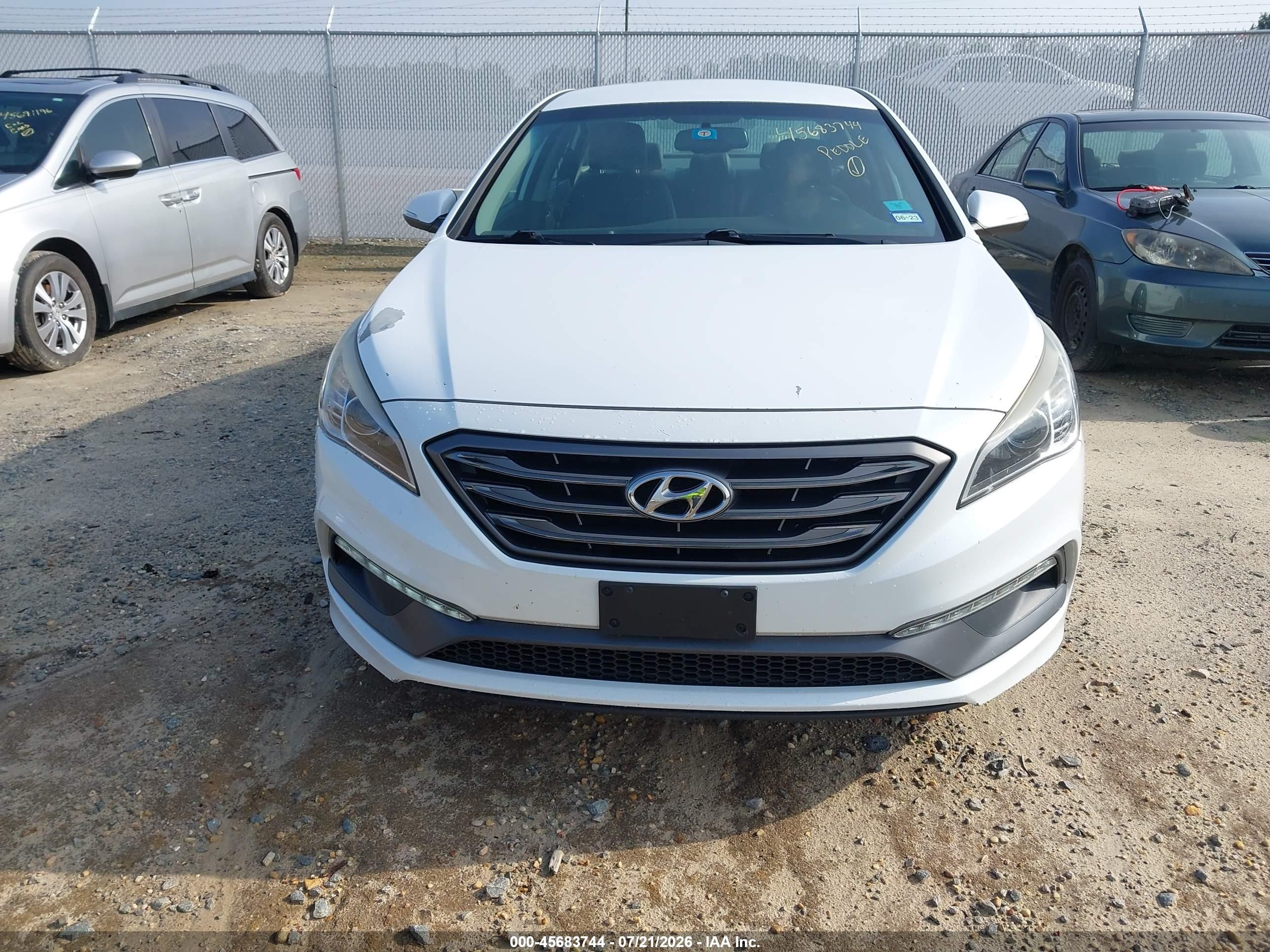 2015 Hyundai Sonata Sport White vin: 5NPE34AF9FH224953