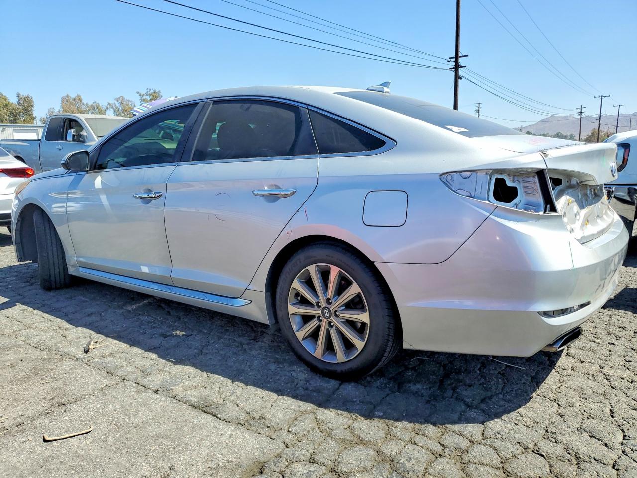 2017 Hyundai Sonata Limited Silver vin: 5NPE34AF9HH470694