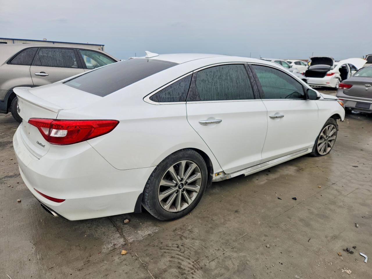 2017 Hyundai Sonata Limited White vin: 5NPE34AF9HH481937