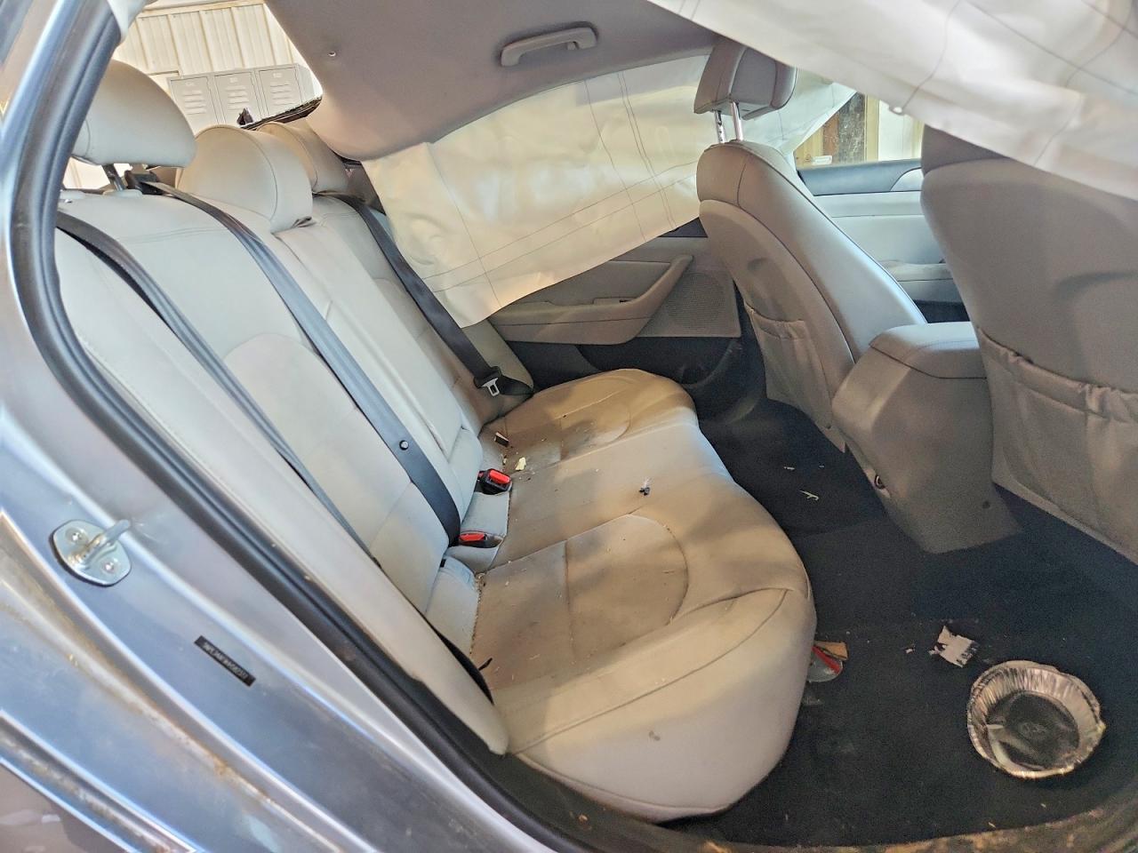 2017 Hyundai Sonata Sport Silver vin: 5NPE34AF9HH582377