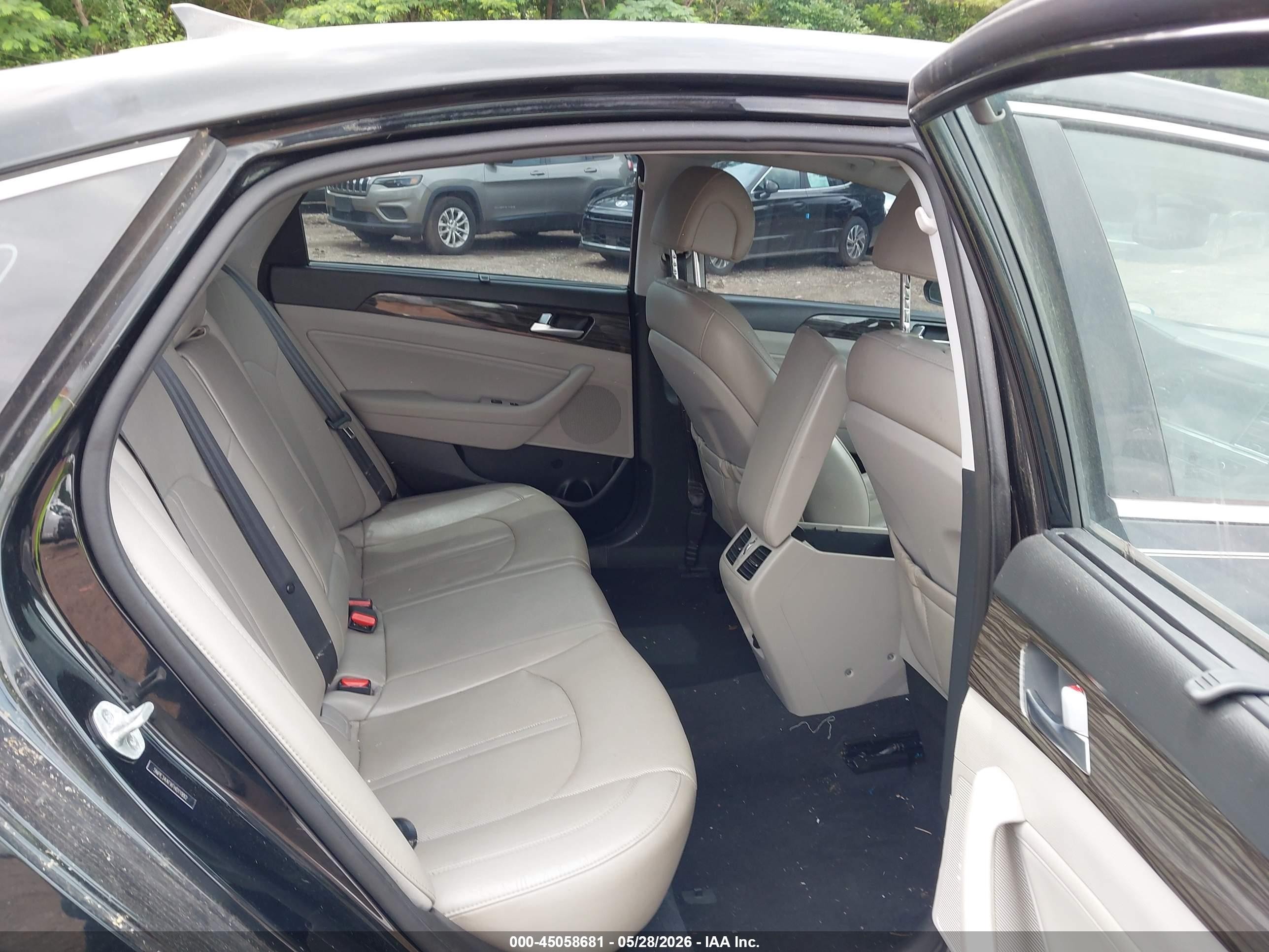2015 Hyundai Sonata Limited Черный vin: 5NPE34AFXFH011882