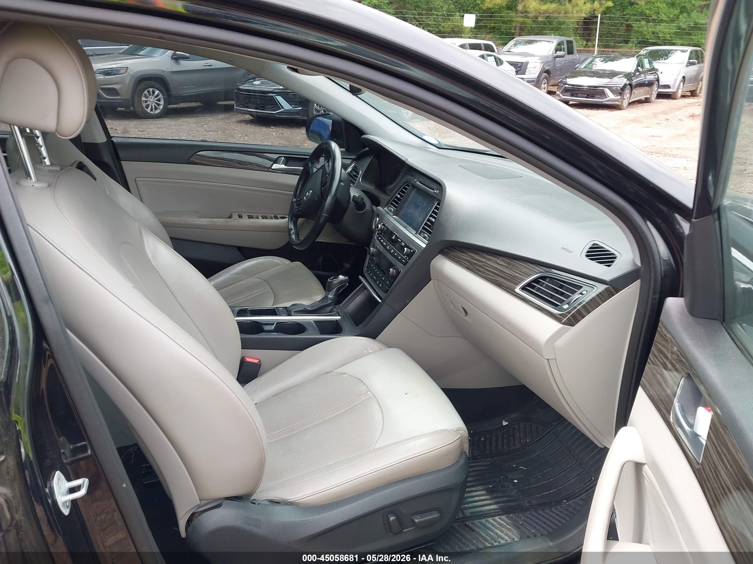 2015 Hyundai Sonata Limited Черный vin: 5NPE34AFXFH011882
