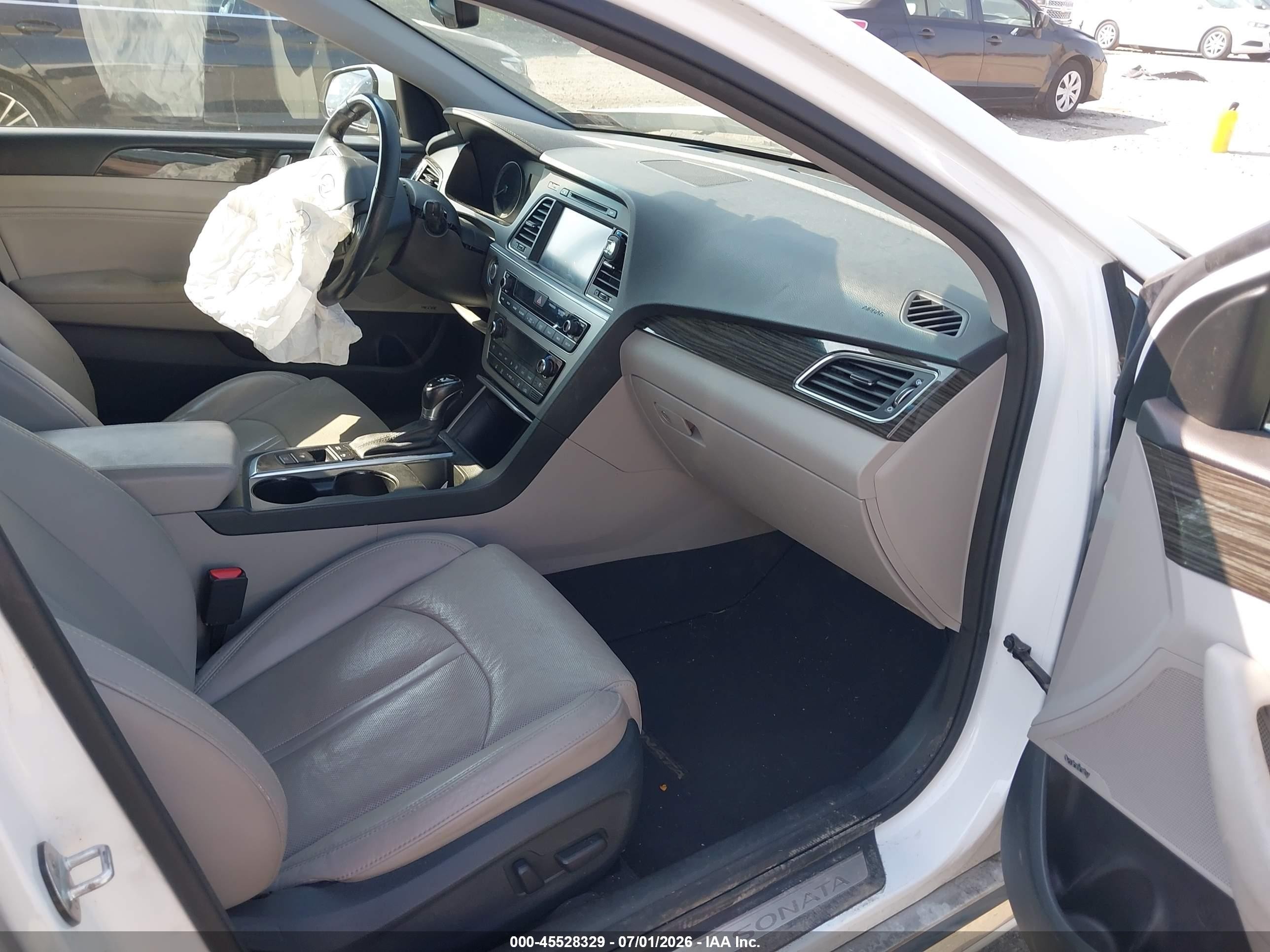 2015 Hyundai Sonata Limited Белый vin: 5NPE34AFXFH020629