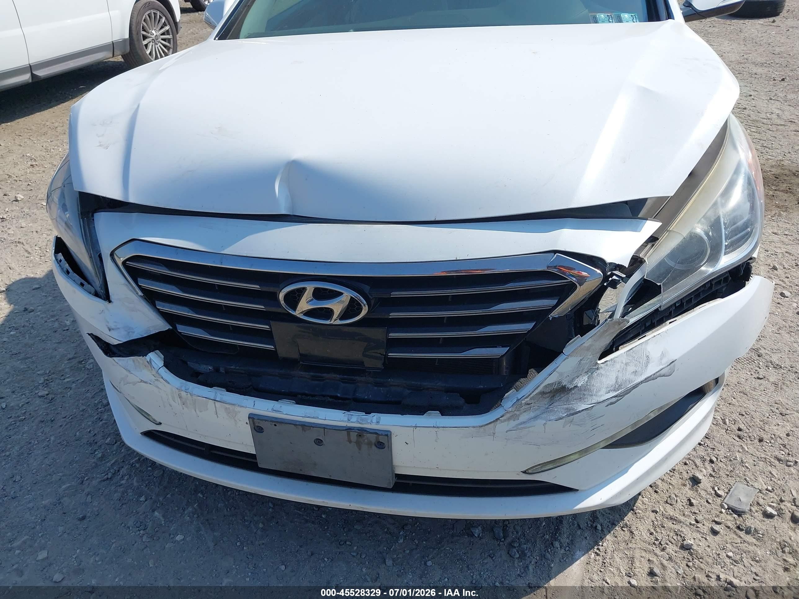 2015 Hyundai Sonata Limited Белый vin: 5NPE34AFXFH020629