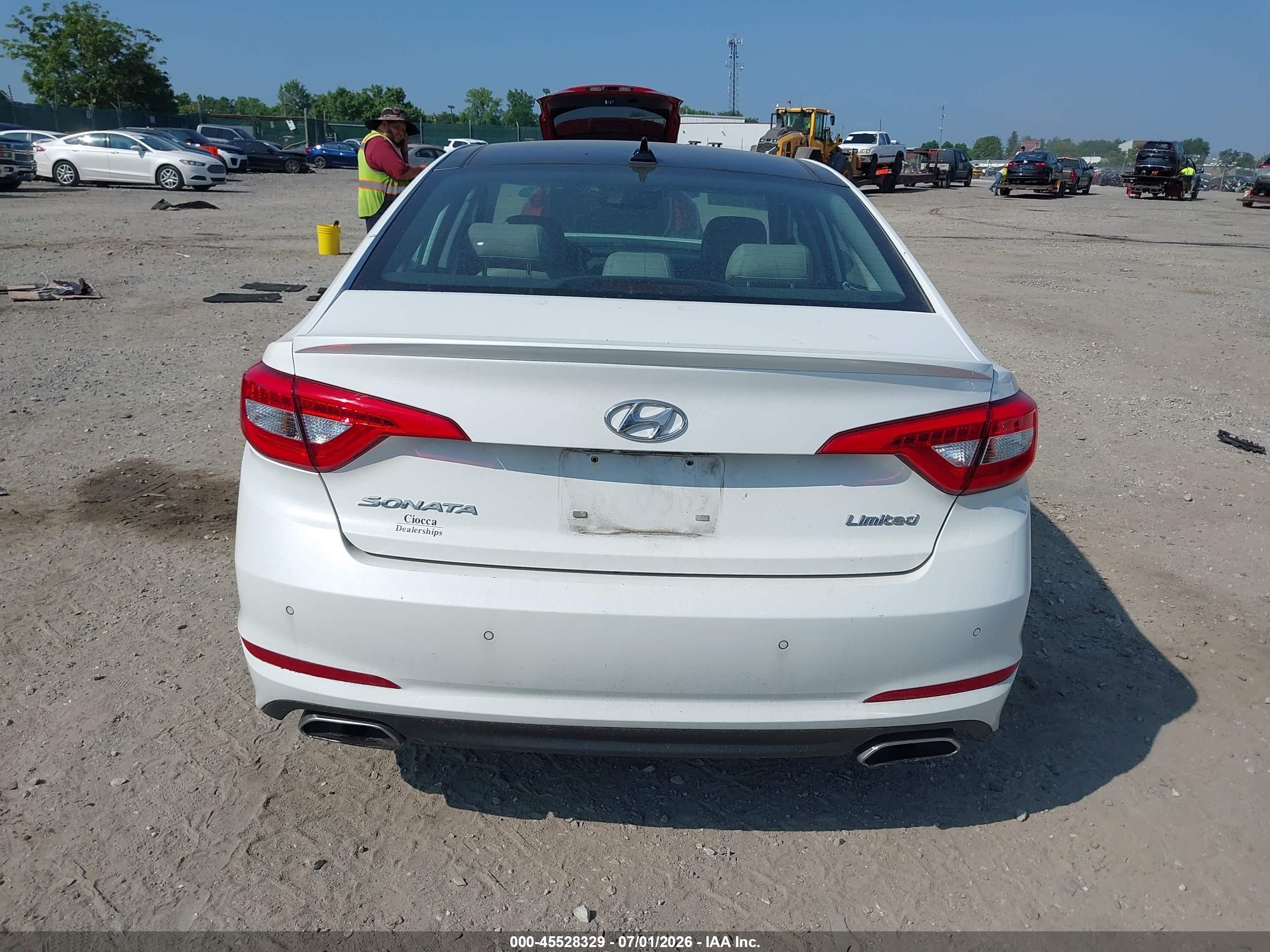 2015 Hyundai Sonata Limited Белый vin: 5NPE34AFXFH020629