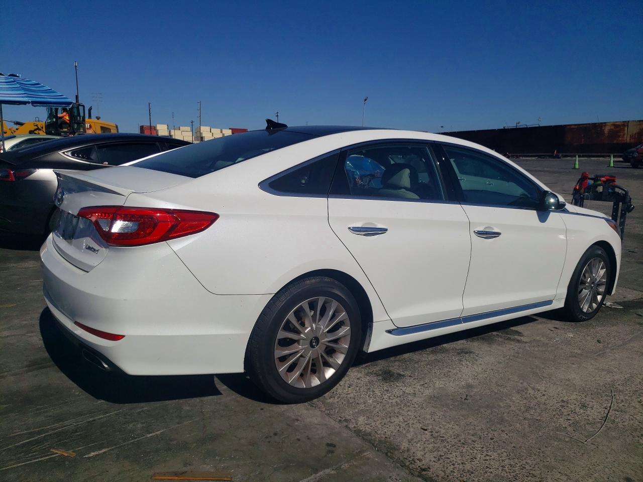 2015 Hyundai Sonata Limited White vin: 5NPE34AFXFH025264