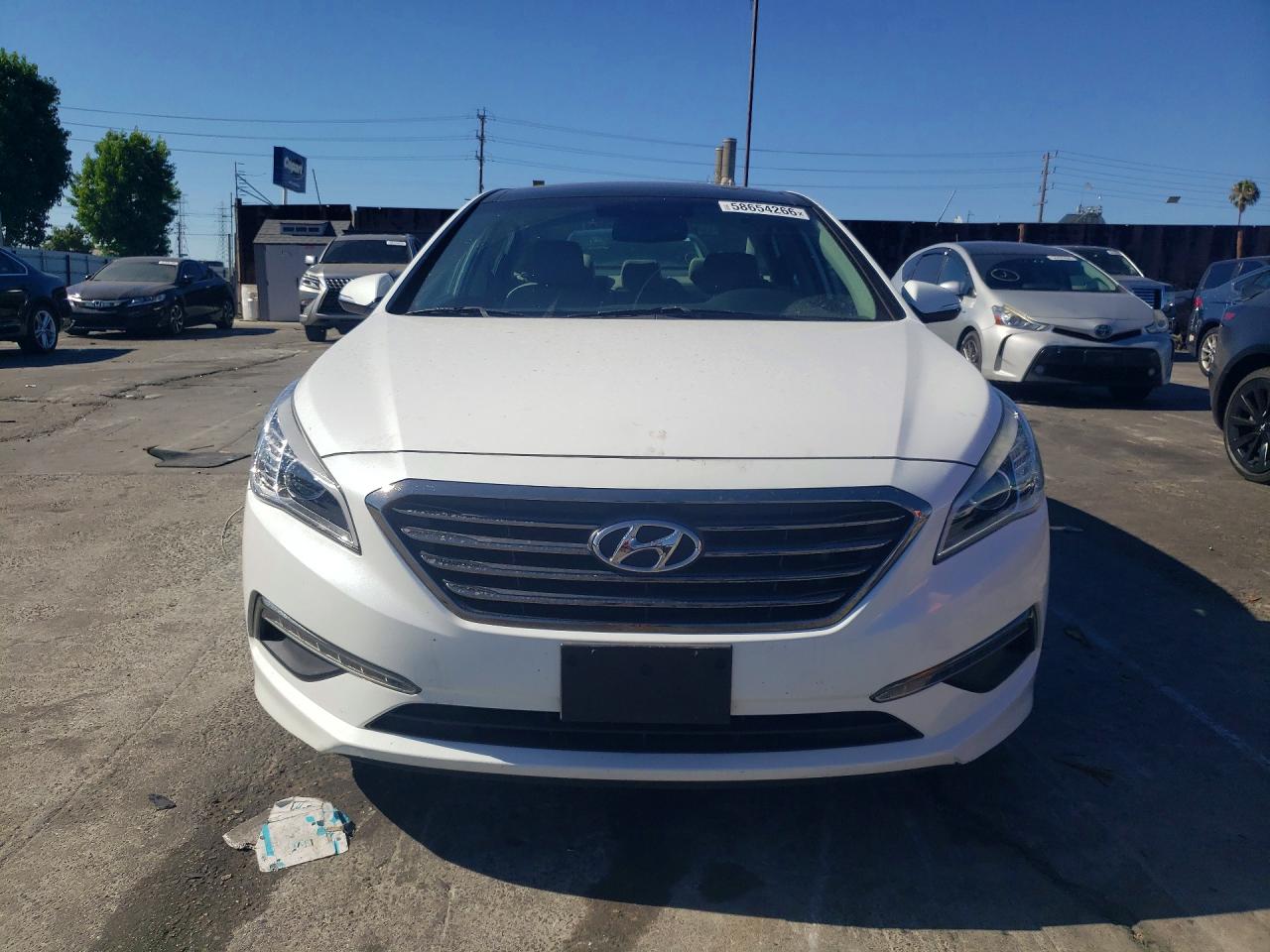 2015 Hyundai Sonata Limited White vin: 5NPE34AFXFH025264